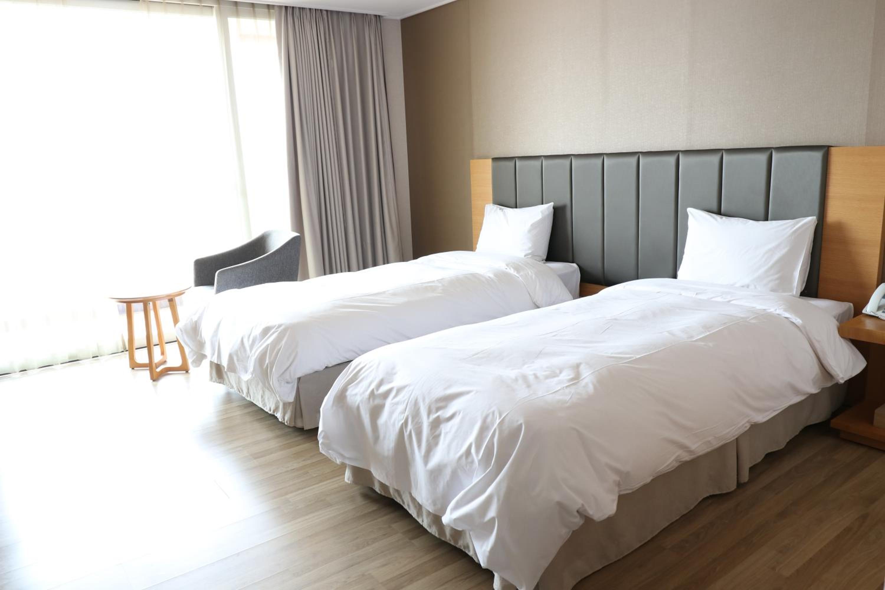 [Condo] Family Twin Room - Photo 2