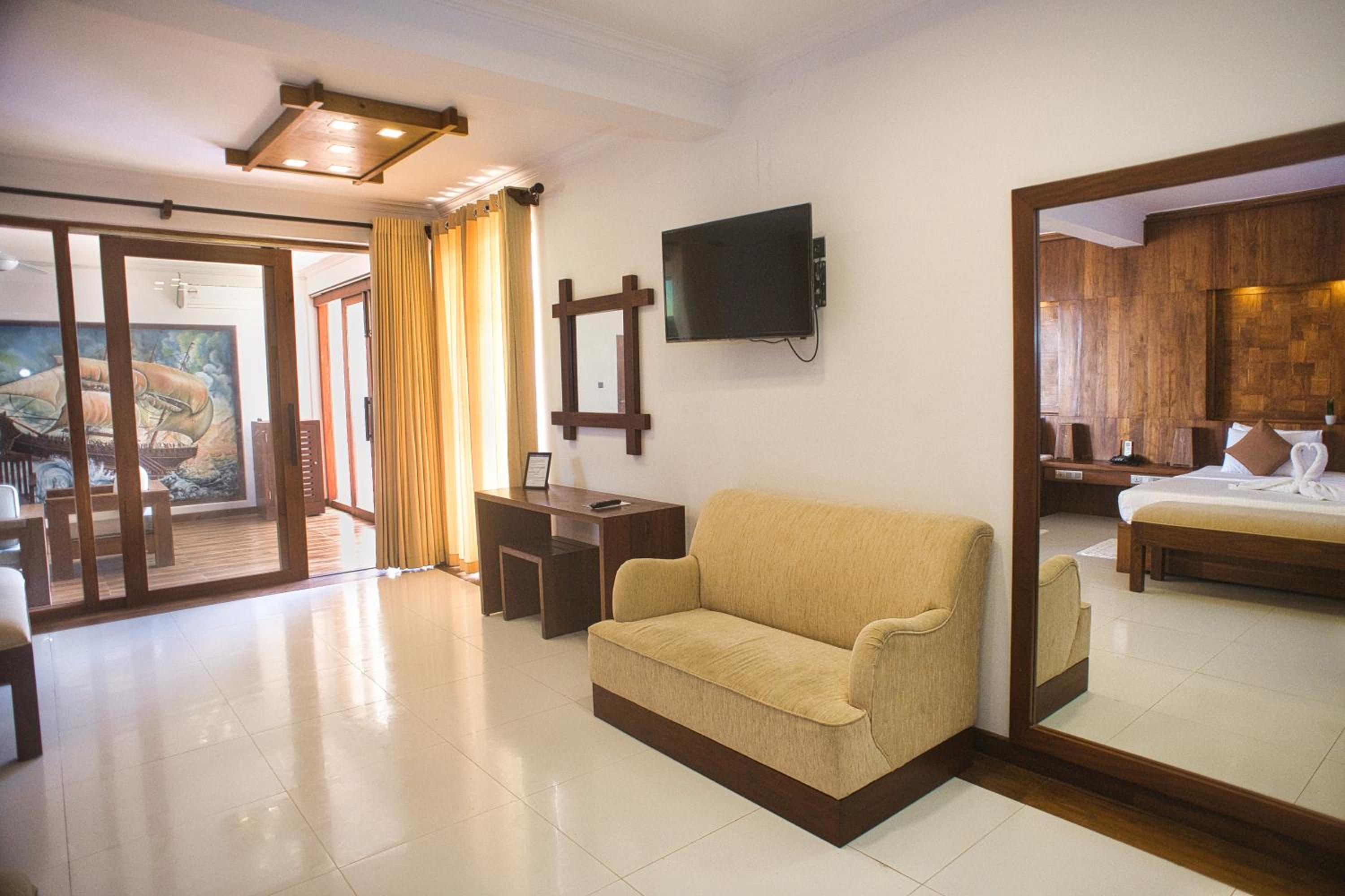 Superior Family Suite with Balcony and Sea View