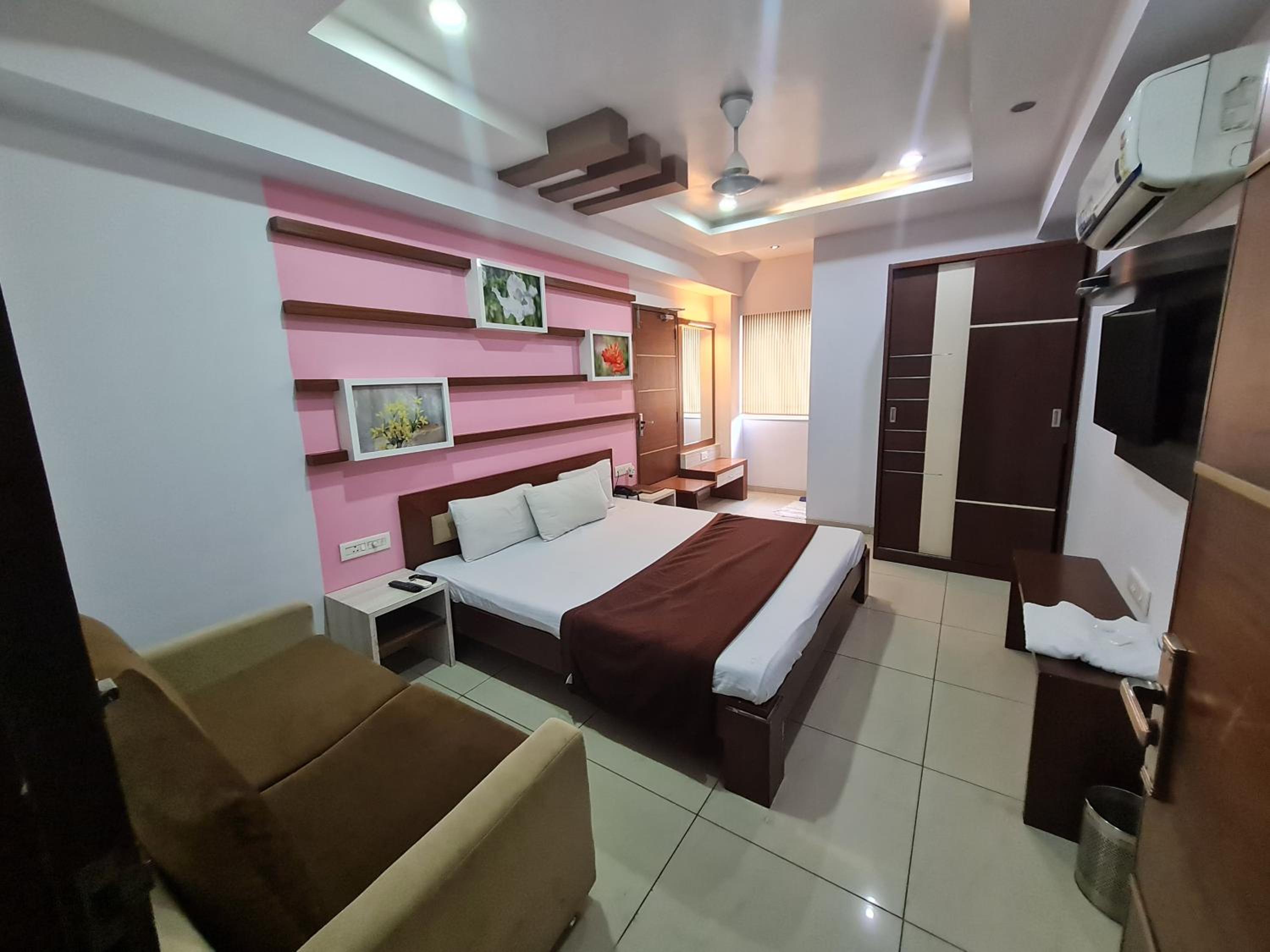 Queen Room