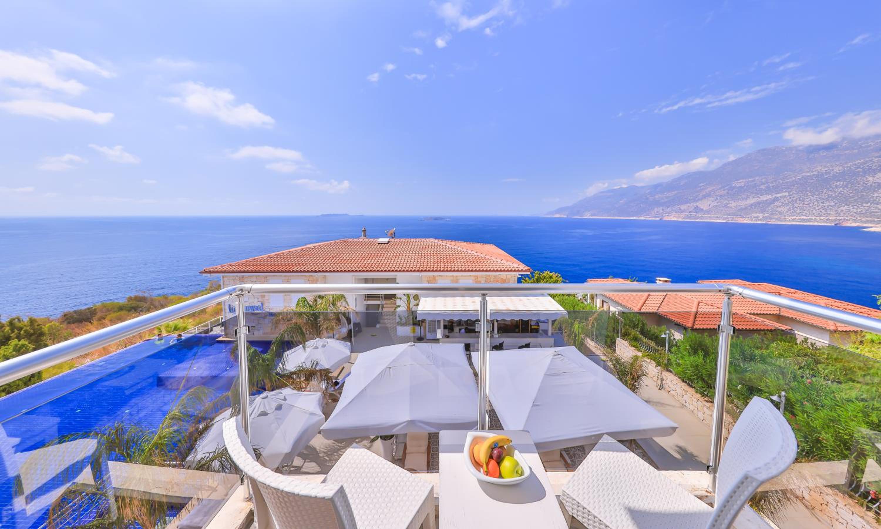 Deluxe Double Room with Sea View photo 2