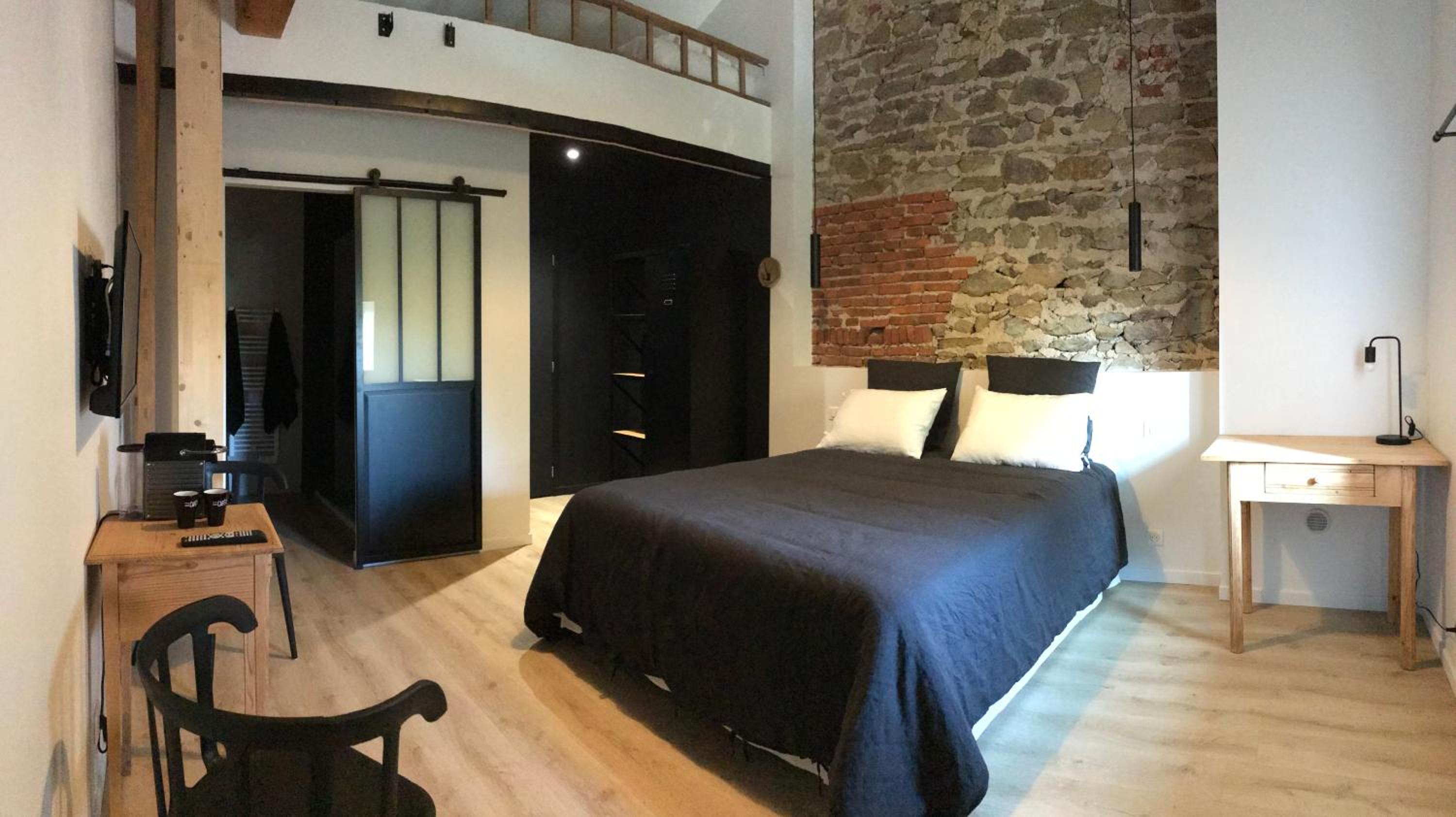 Double Room with Private Bathroom photo 2