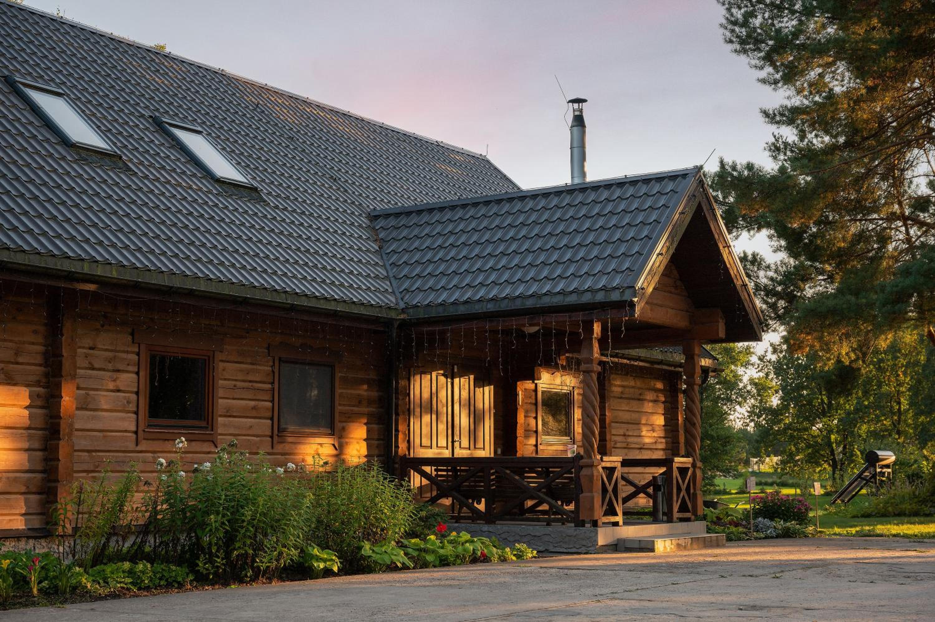 Superior Chalet - Photo 1