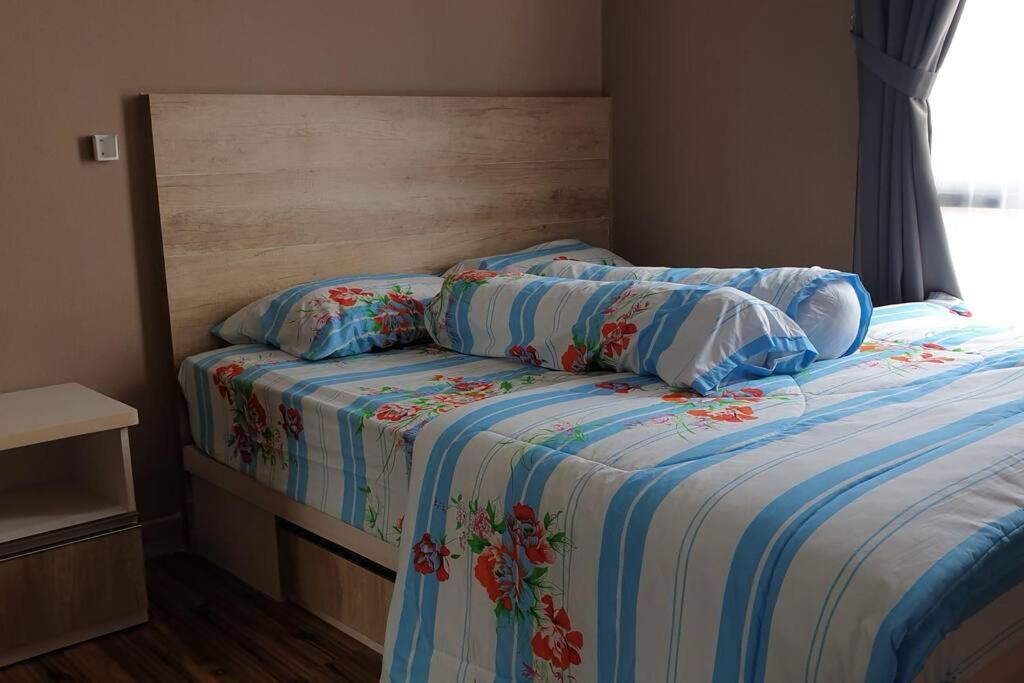One-Bedroom Apartment - Photo 8