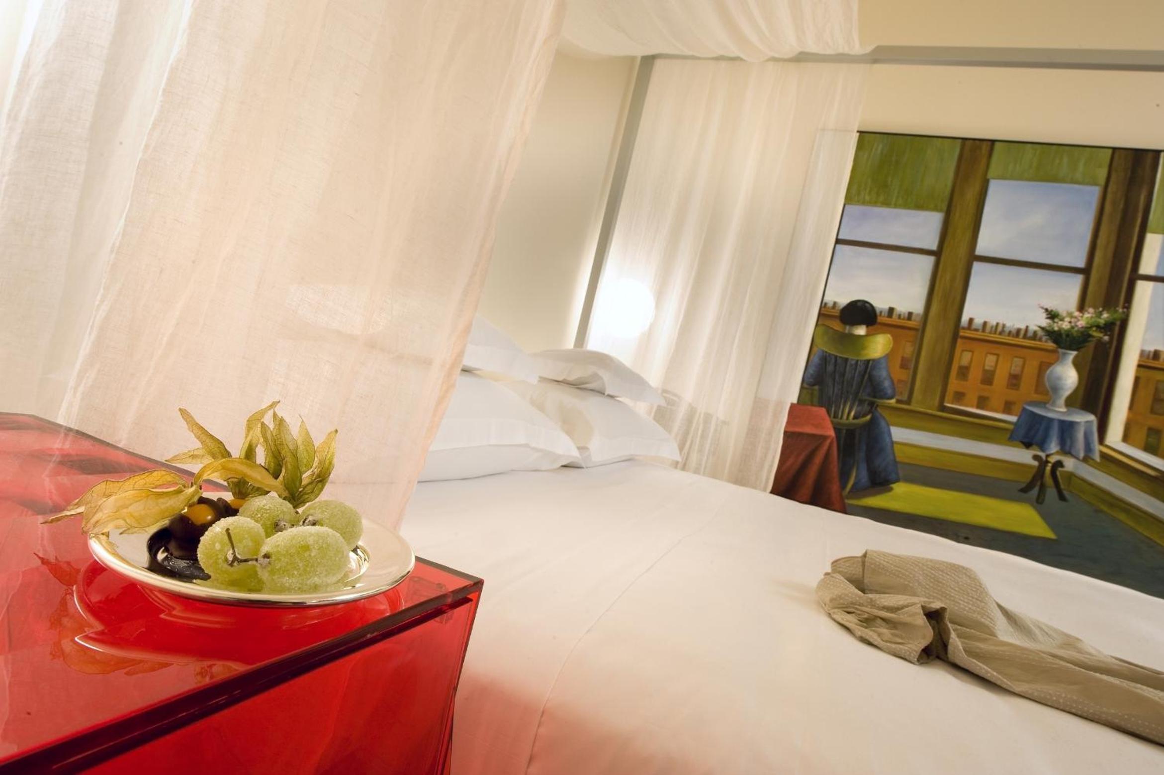 Deluxe Double or Twin Room - Photo 4