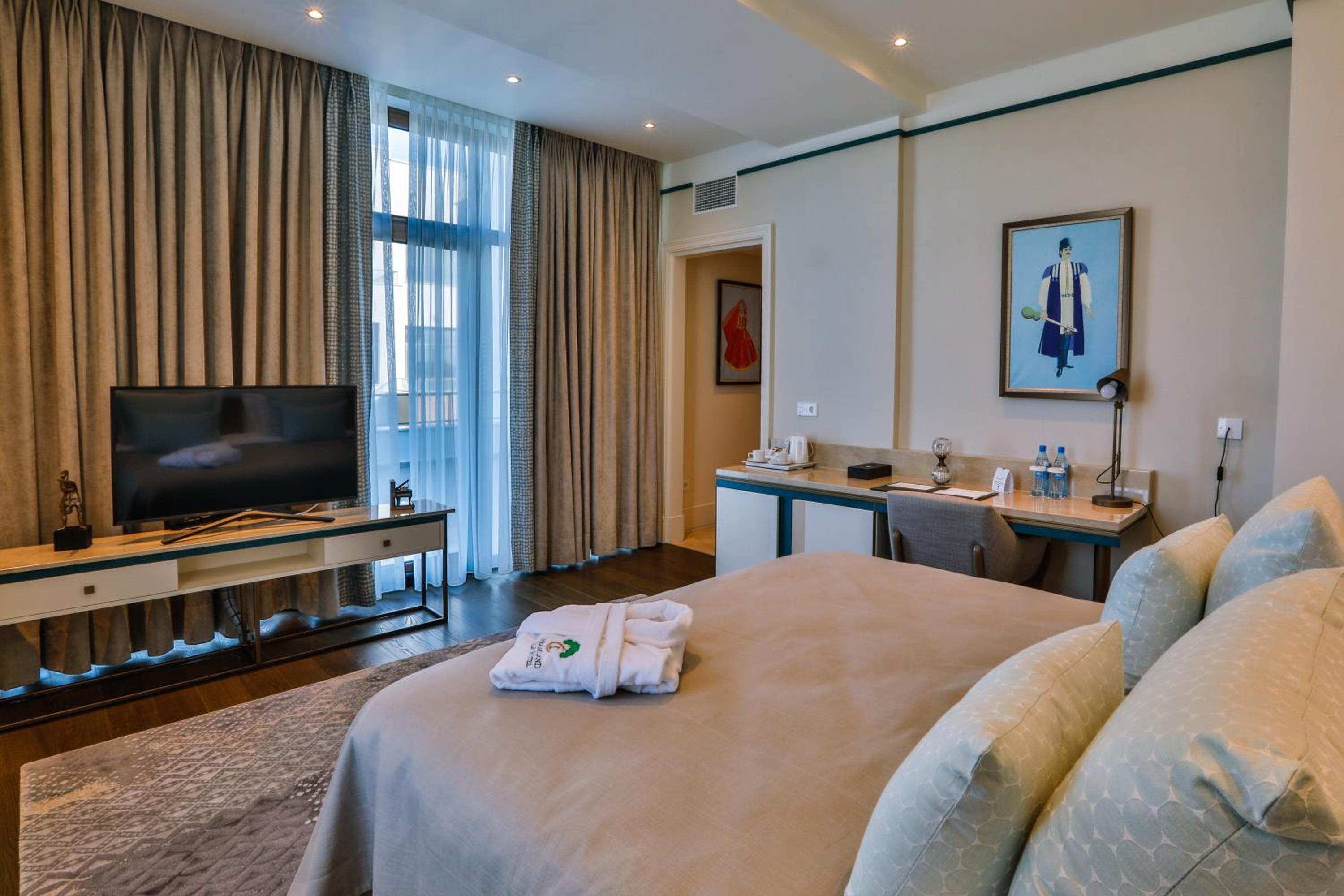 Double Room with Patio photo 1