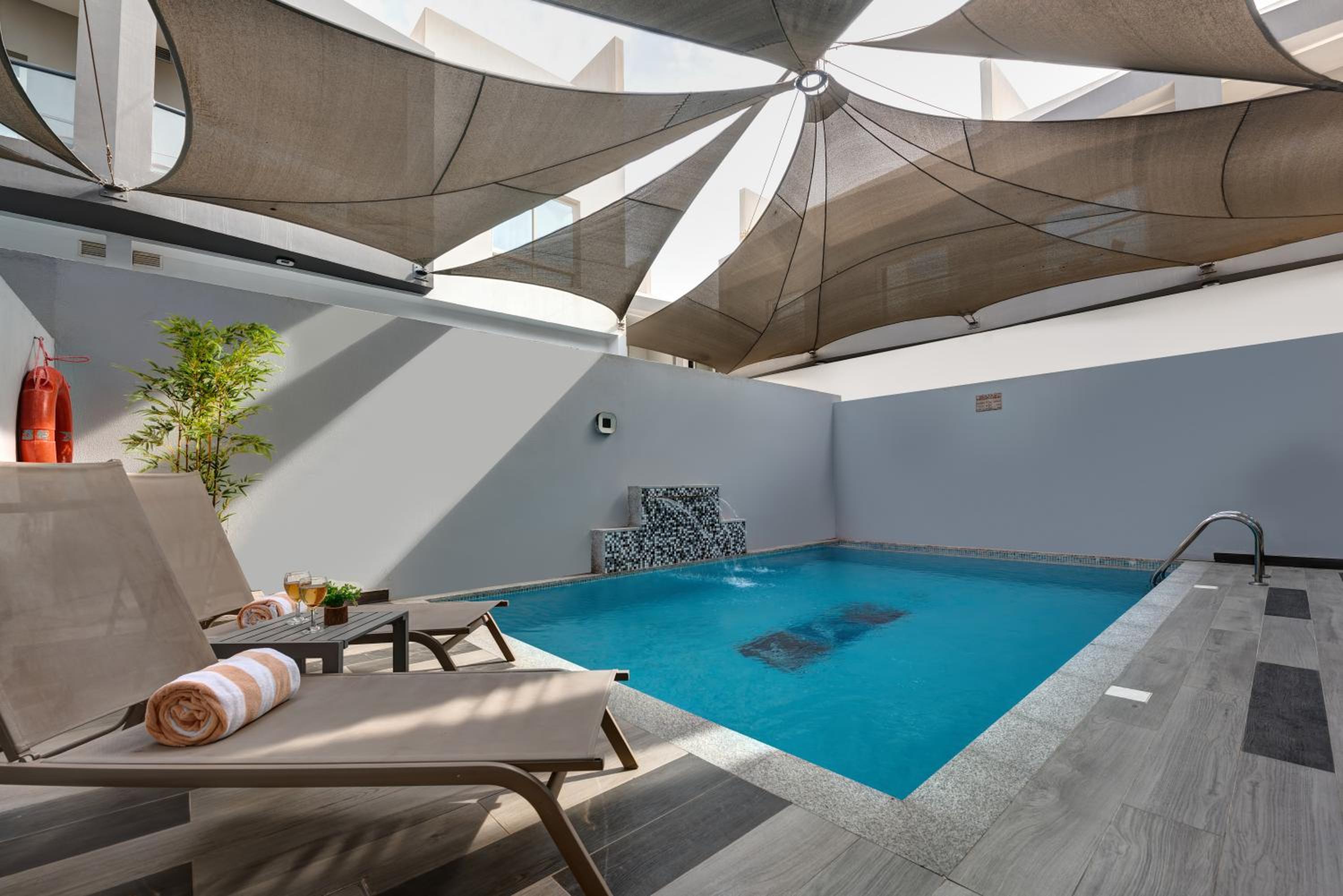 Family Villa 4 Bedrooms with Pool photo 2