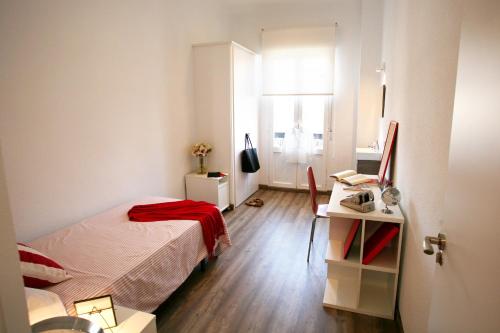 Female Single Room   photo 1