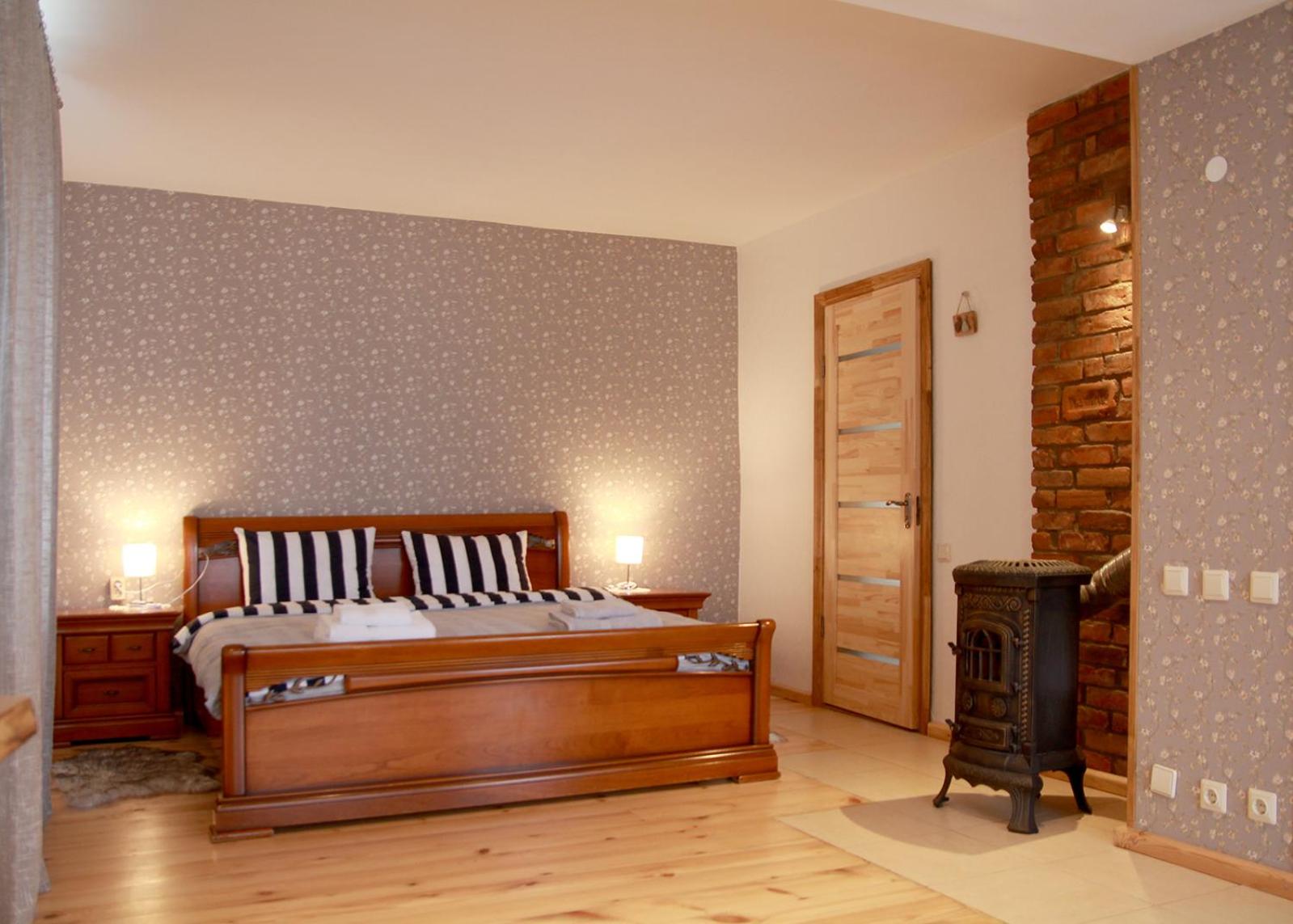 One-Bedroom Apartment - Photo 17