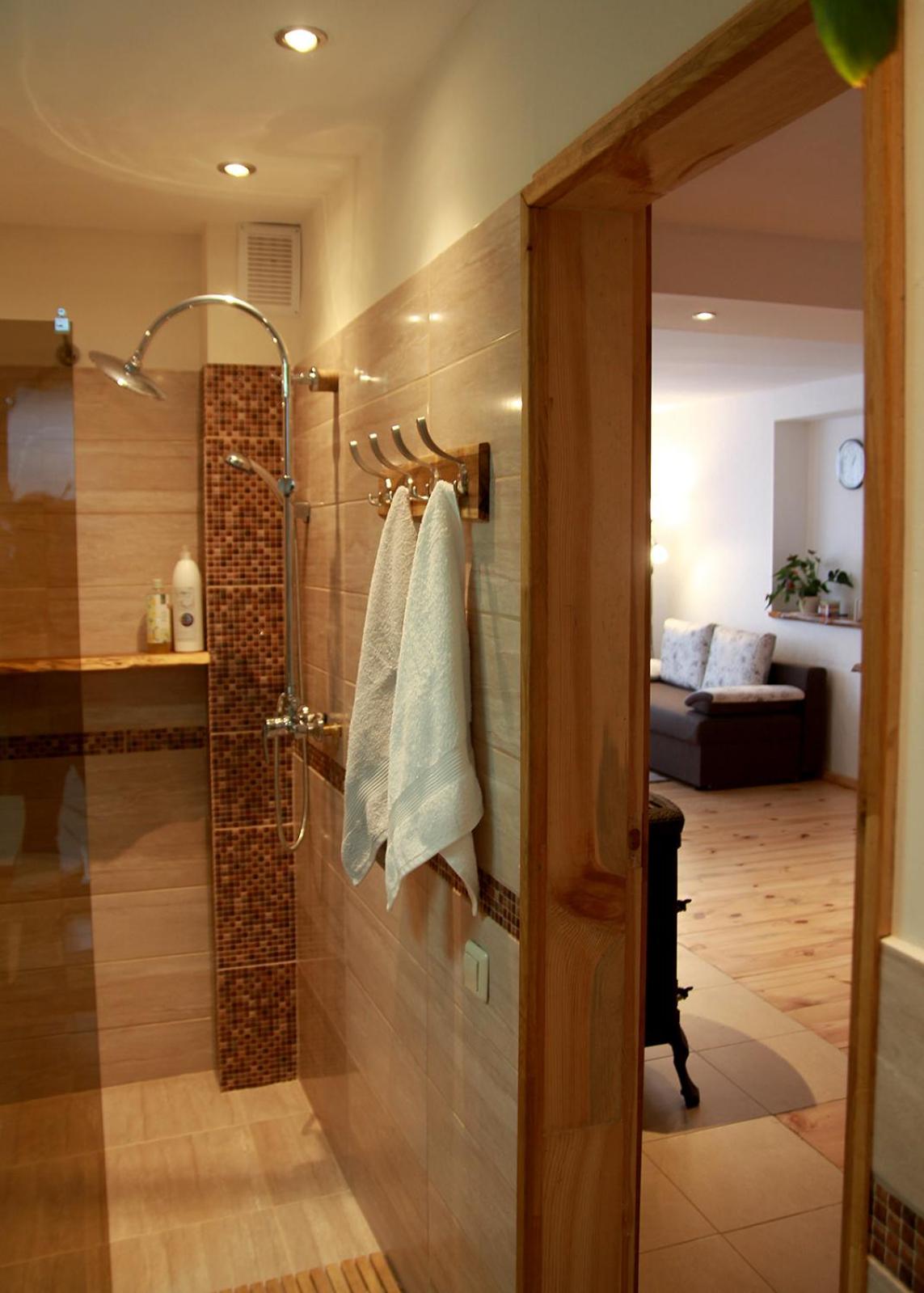 One-Bedroom Apartment - Photo 7