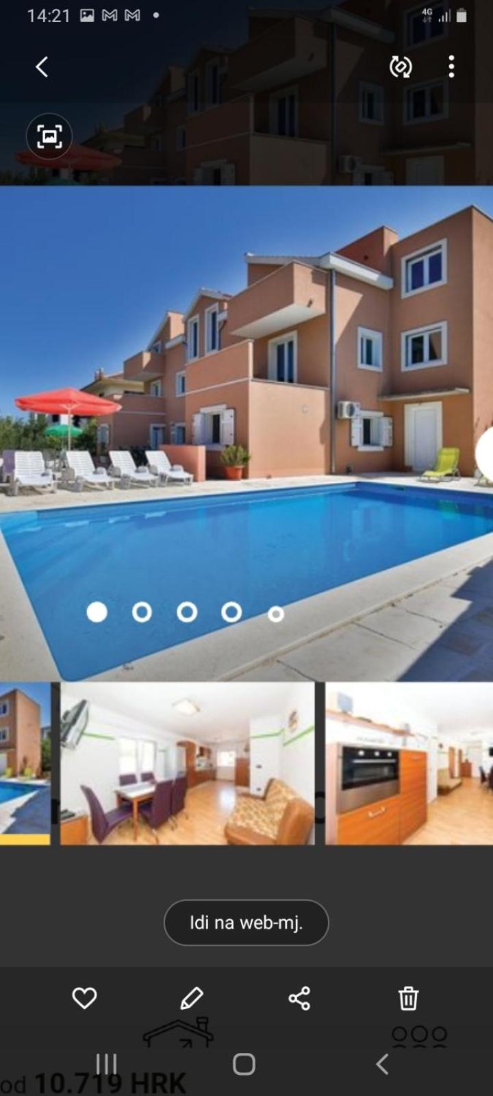 Villa con piscina privada