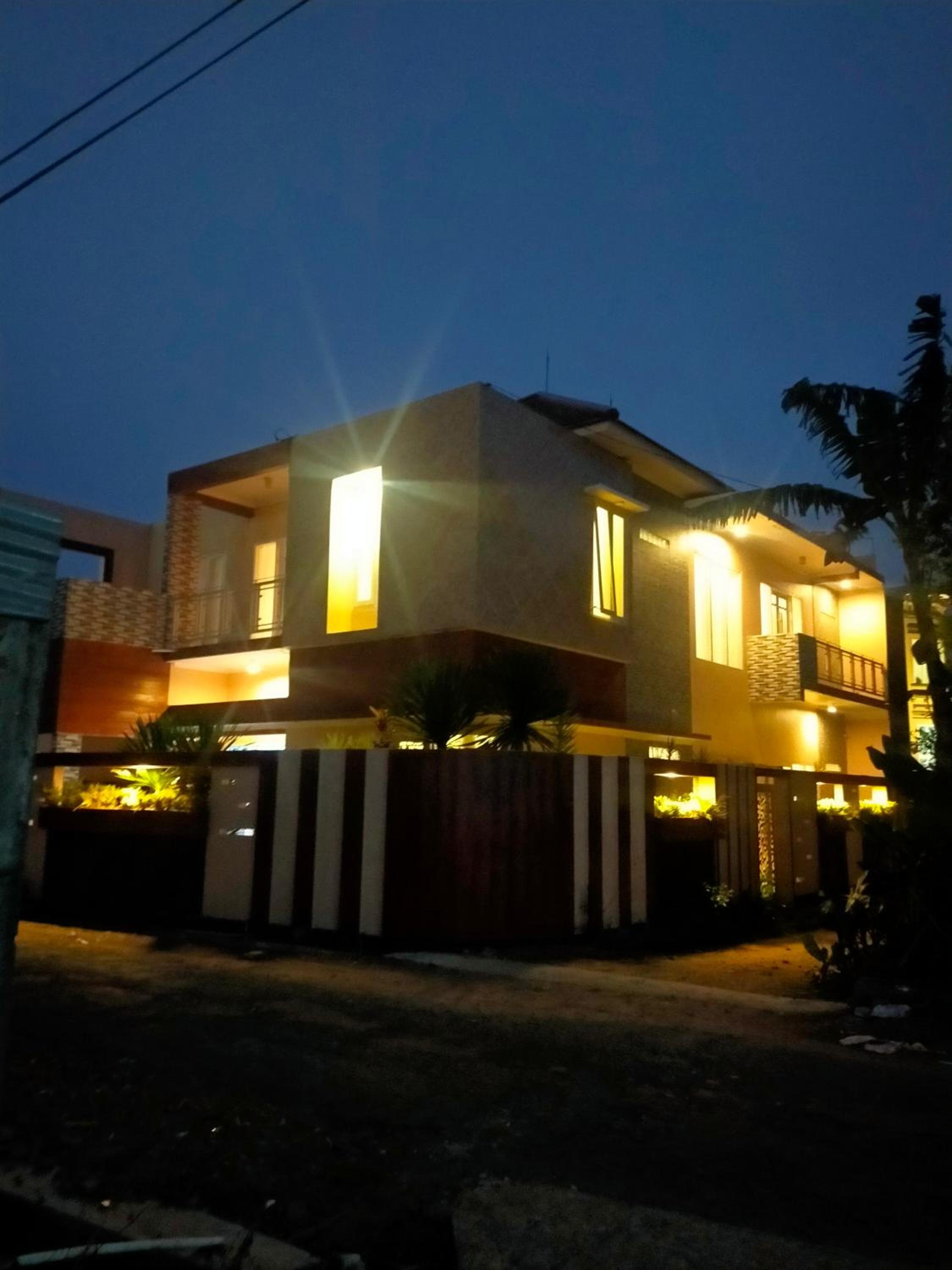 Villa - Photo 2