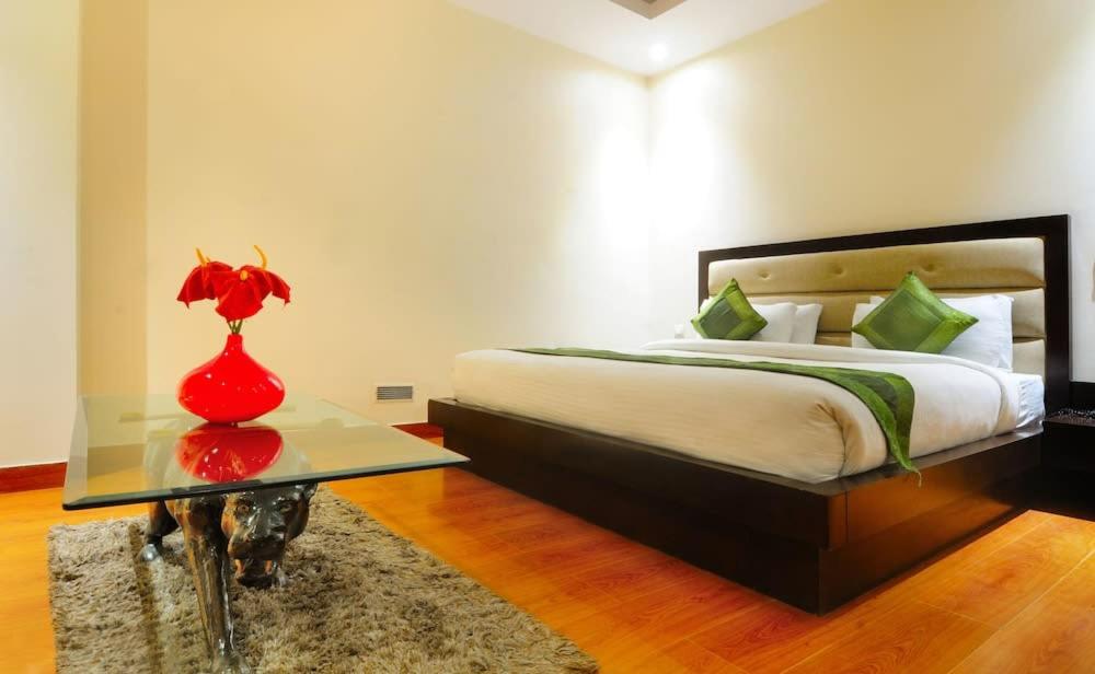 Standard Double or Twin Room - Photo 2