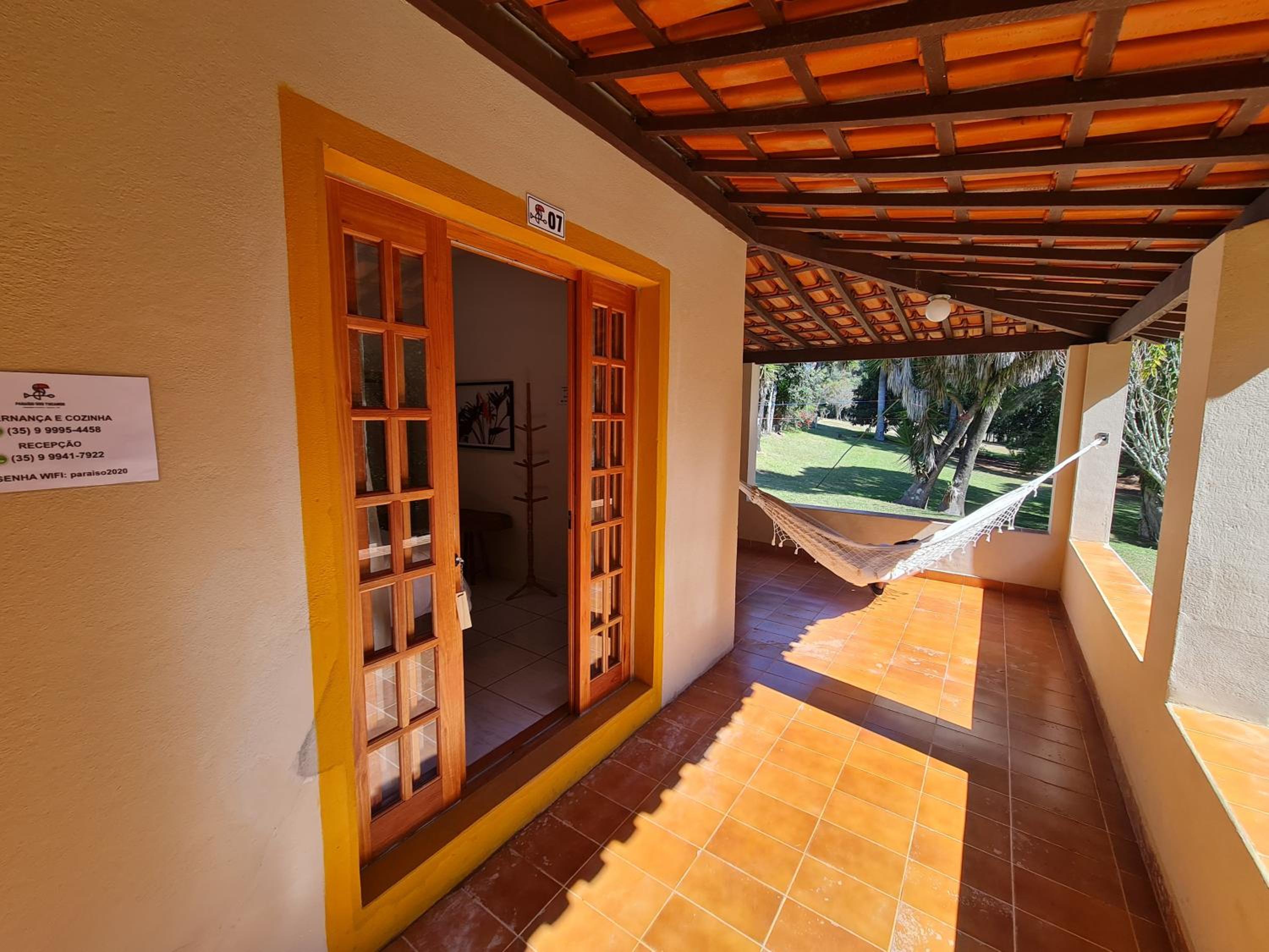 Suite With Balcony - Photo 4