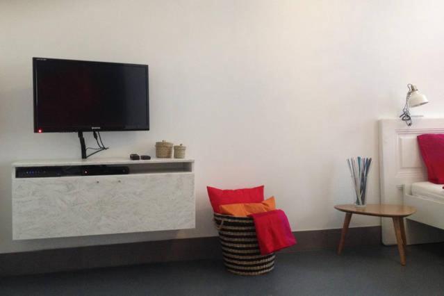 One-Bedroom Apartment - Photo 26