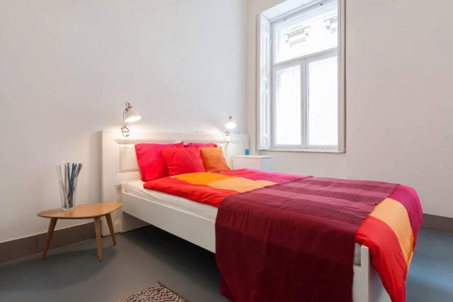 One-Bedroom Apartment - Photo 41