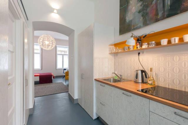 One-Bedroom Apartment - Photo 19