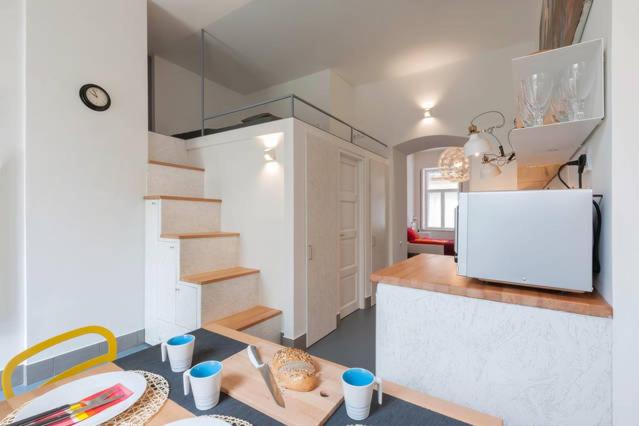 One-Bedroom Apartment - Photo 18