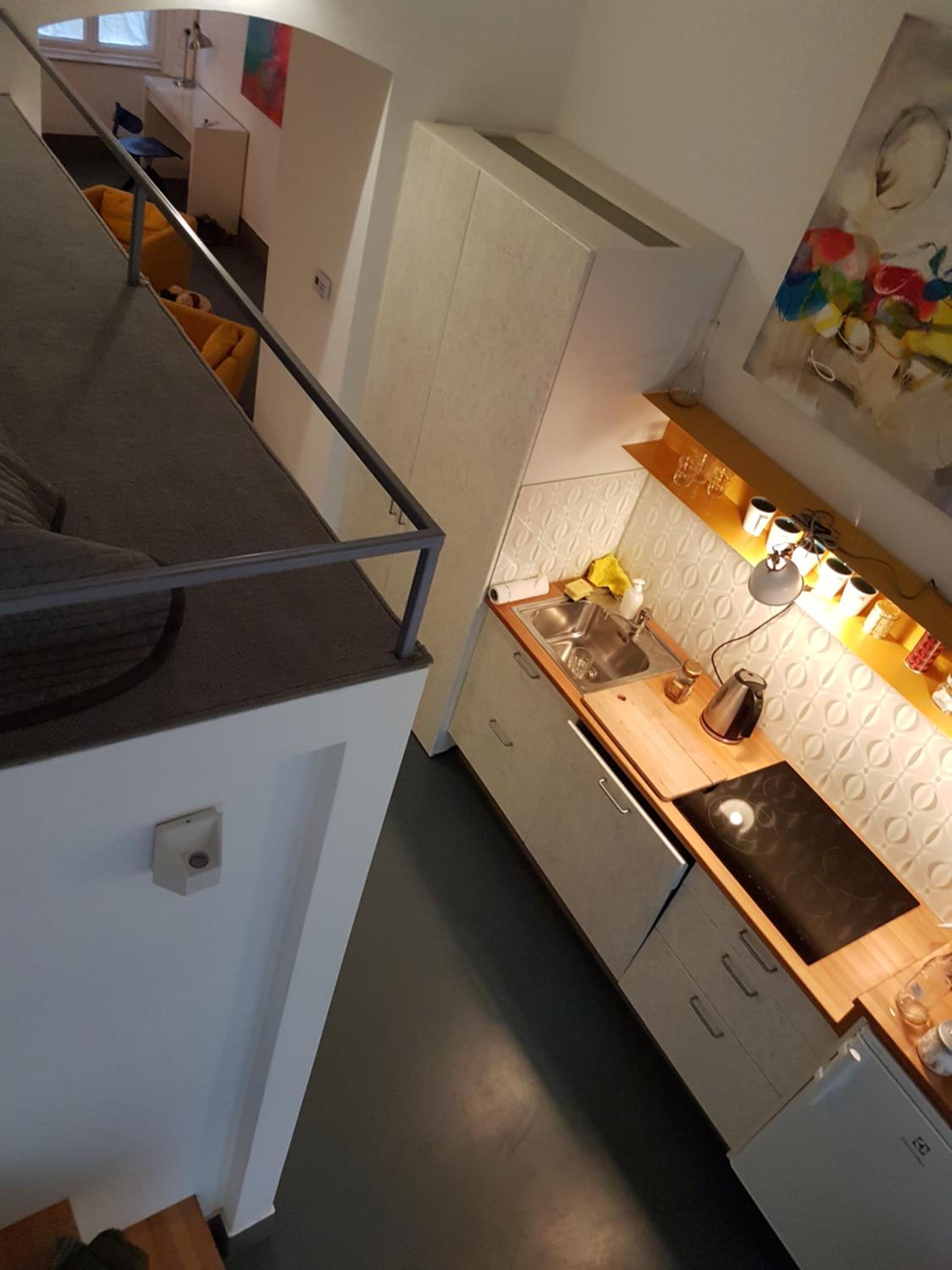 One-Bedroom Apartment - Photo 46