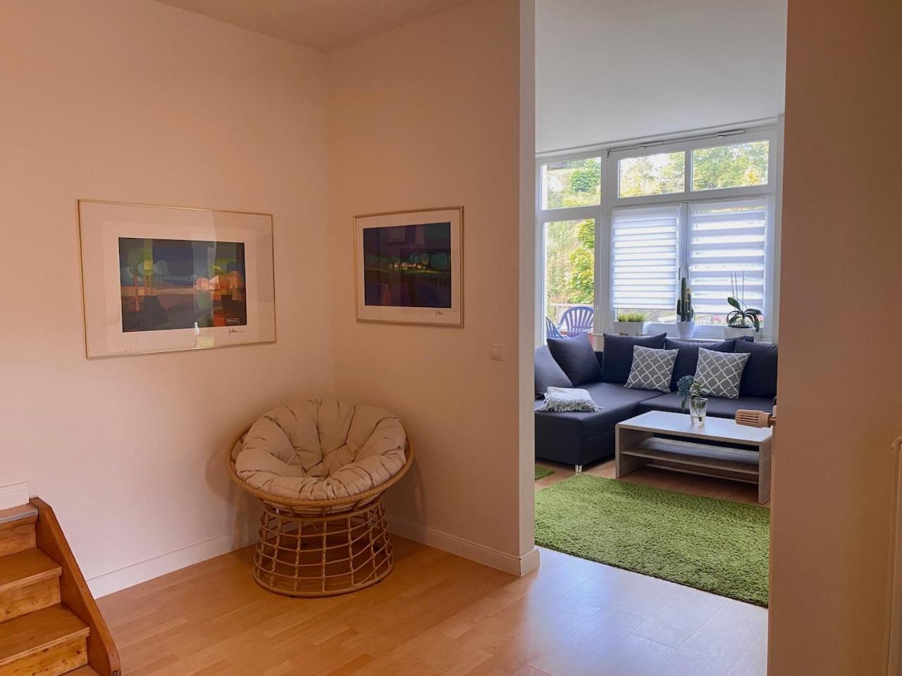 Apartment with Balcony - Photo 7