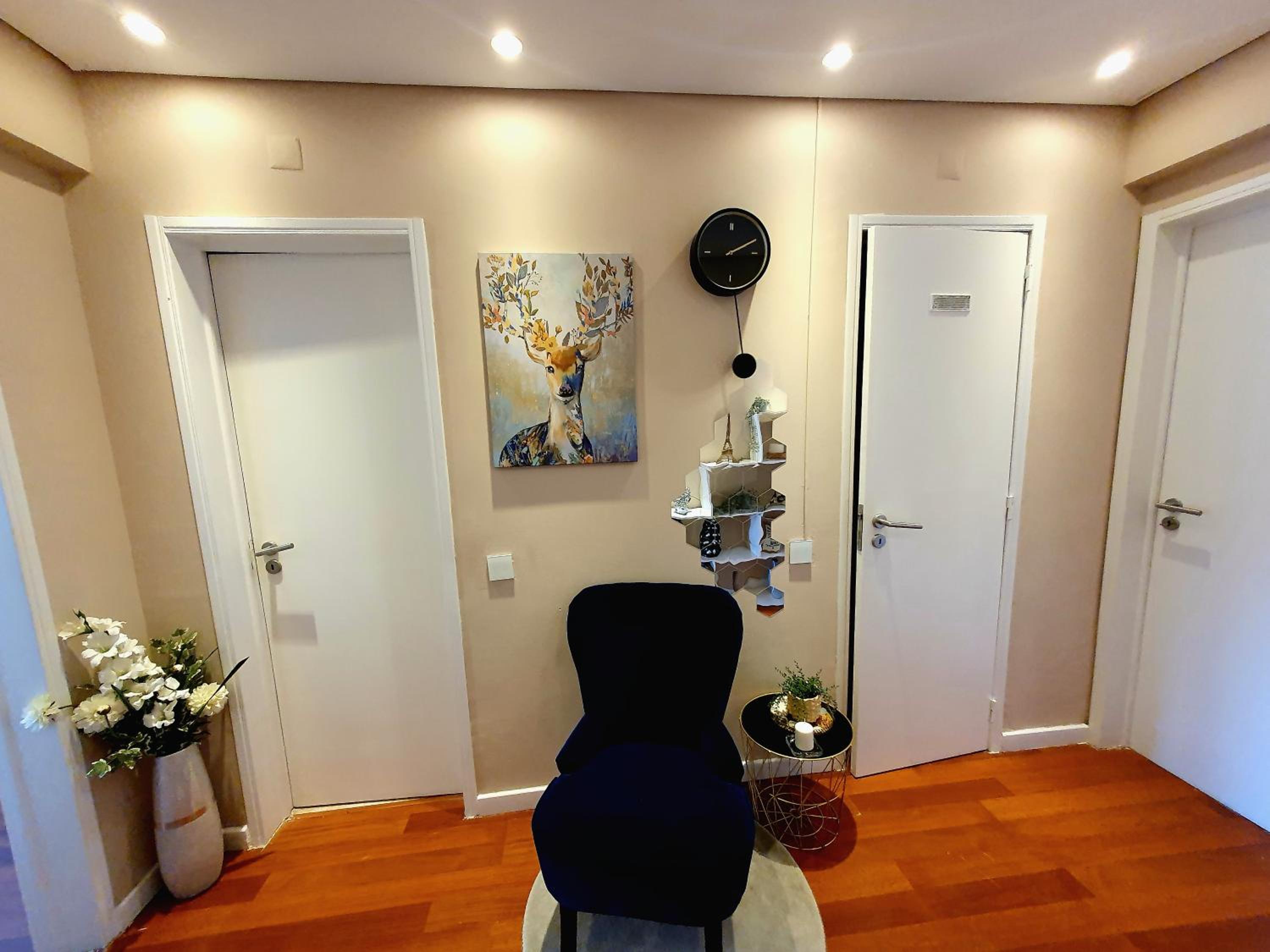 One-Bedroom Apartment - Photo 5