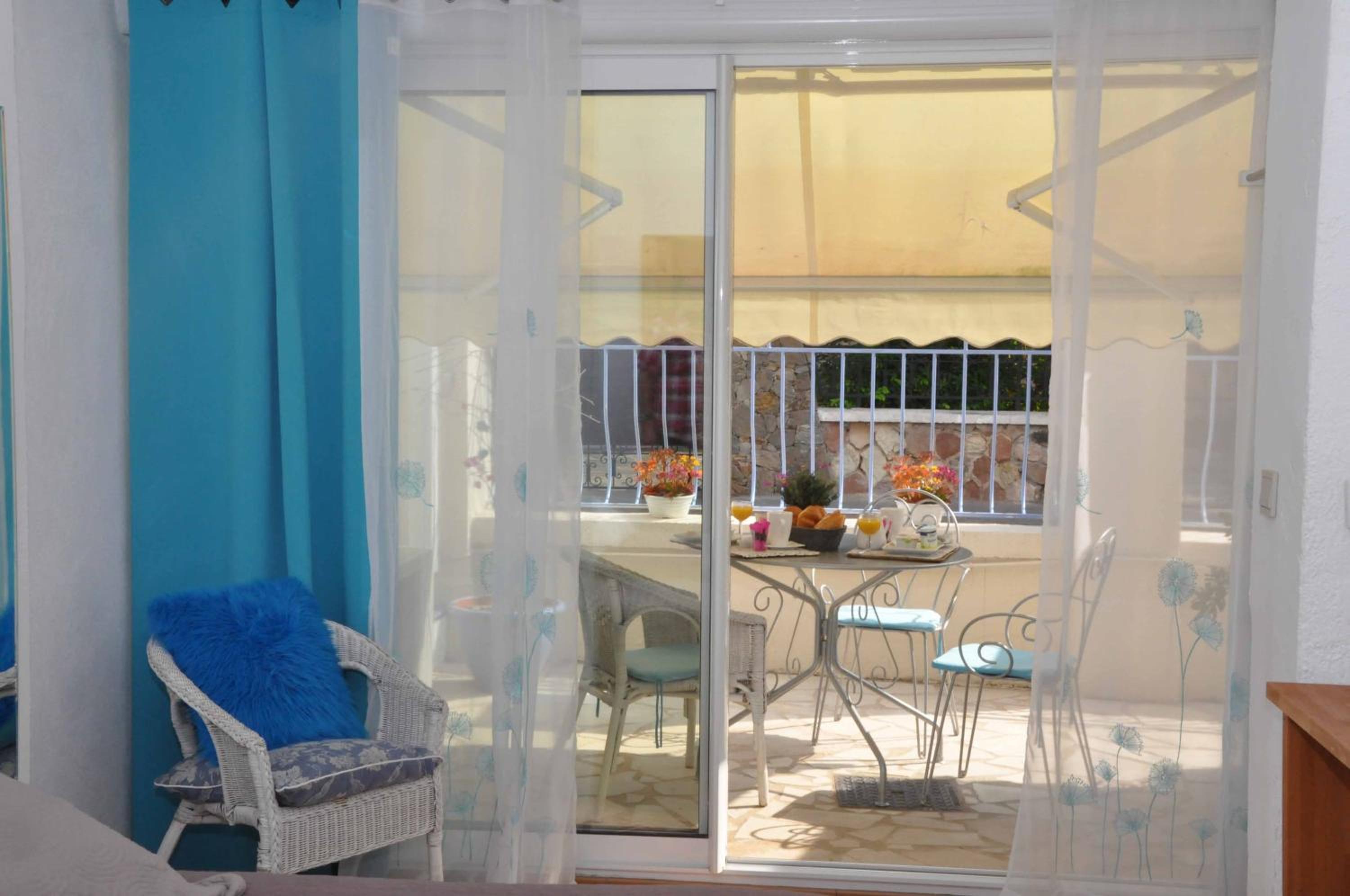 Triple Room With Terrace photo 2
