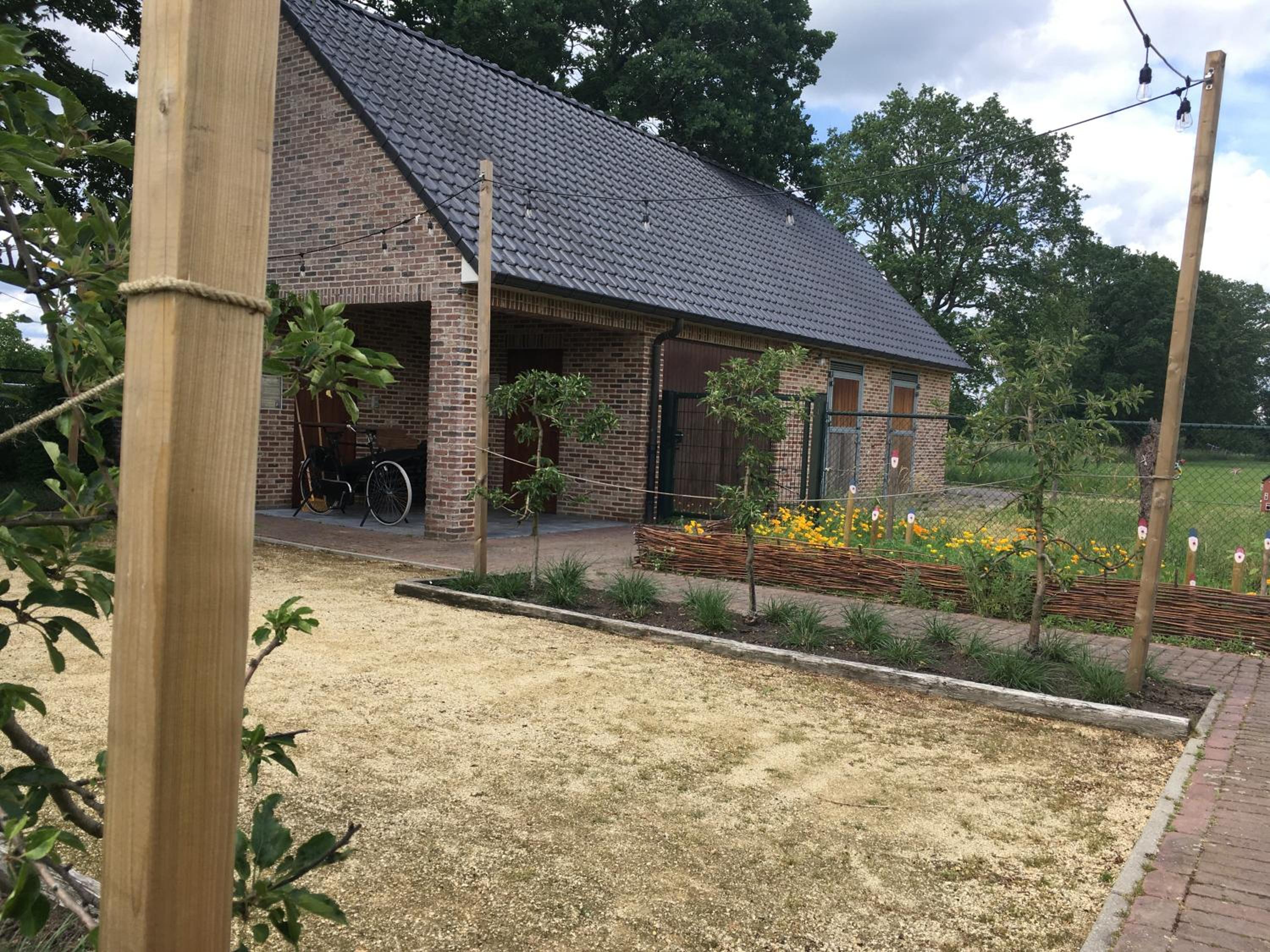 Villa photo 2