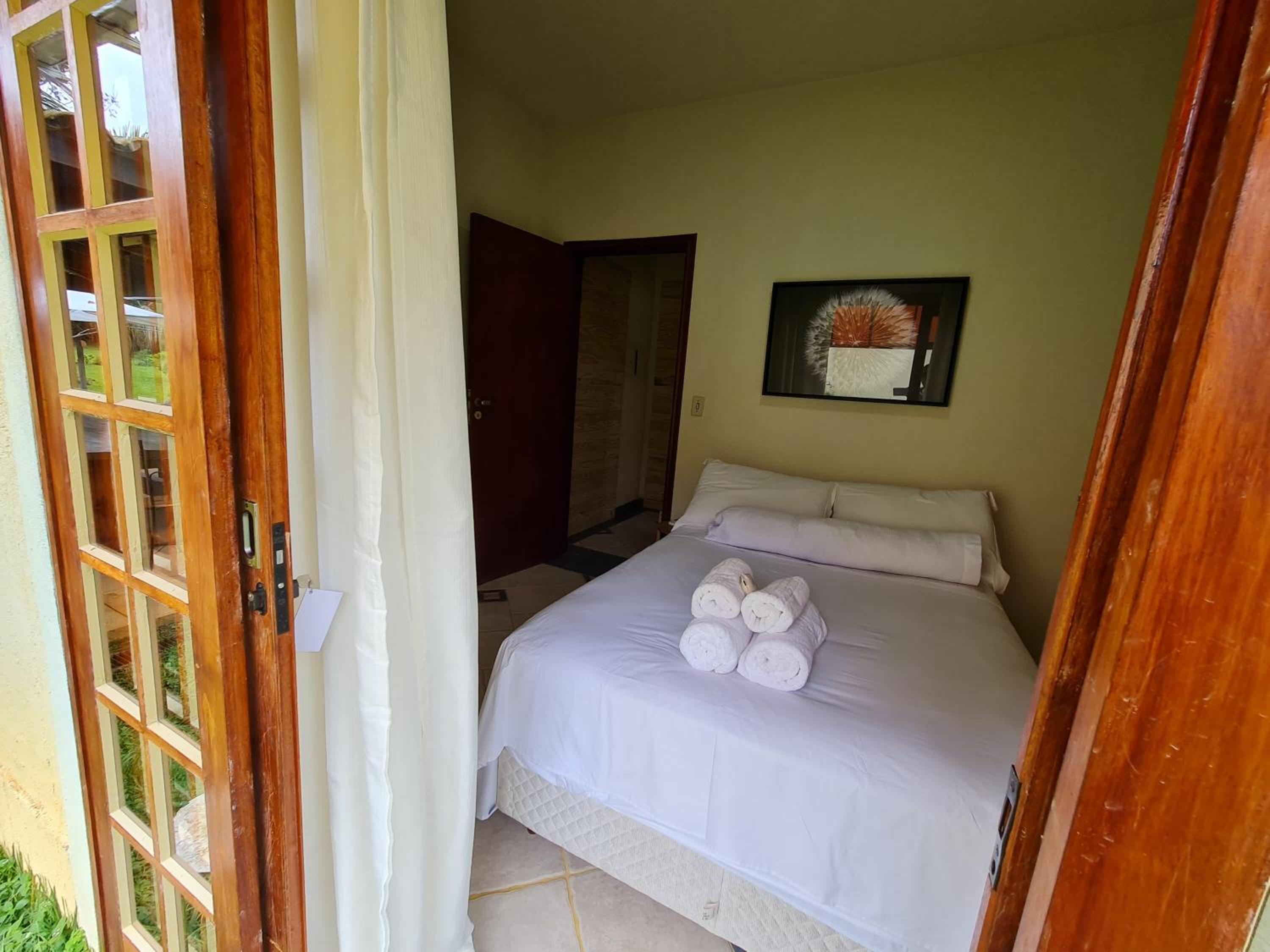 One-Bedroom Suite - Photo 6