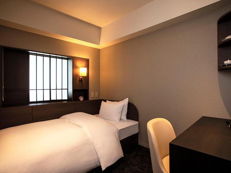 Economy Single Room with No View - Non-Smoking