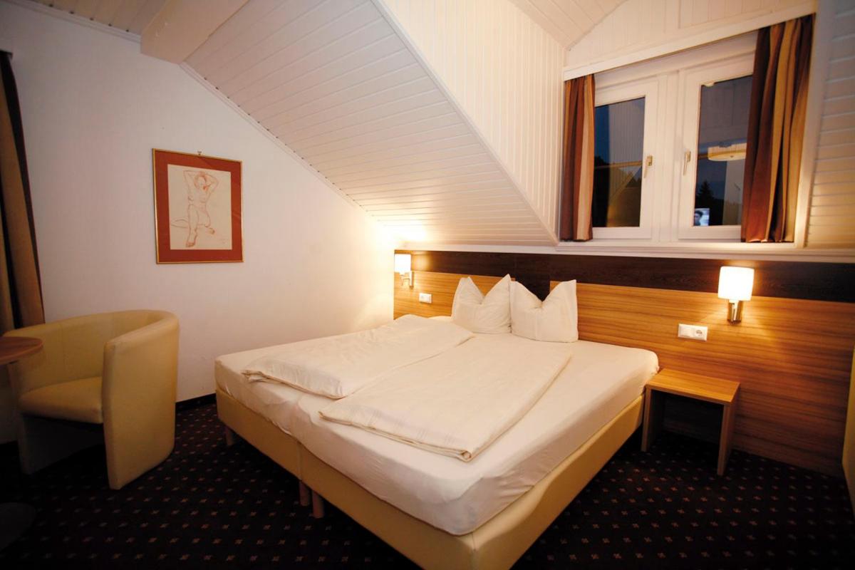 Double Room - Photo 2