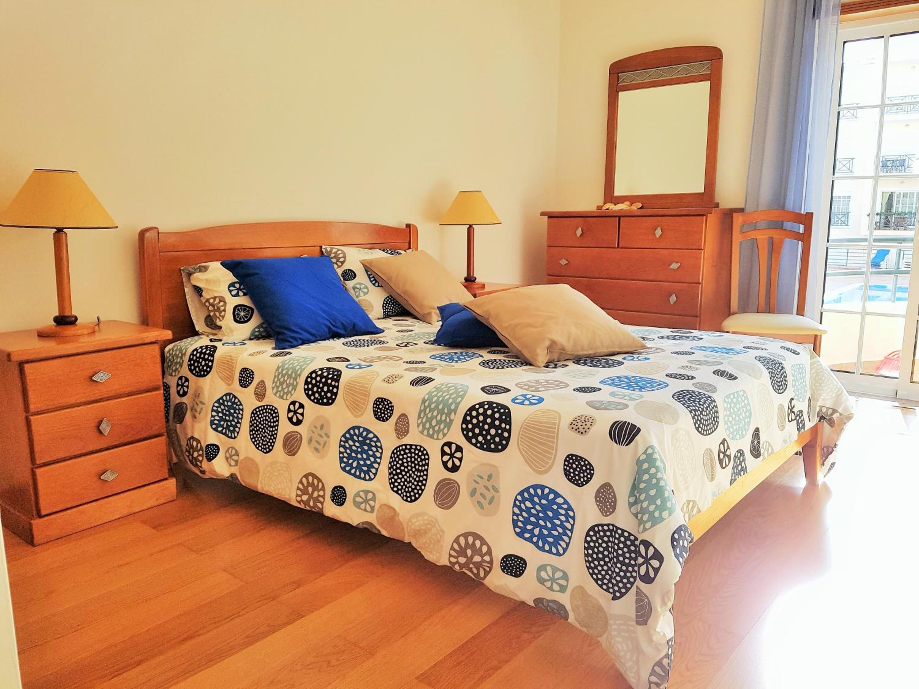 Two-Bedroom Apartment - Photo 29