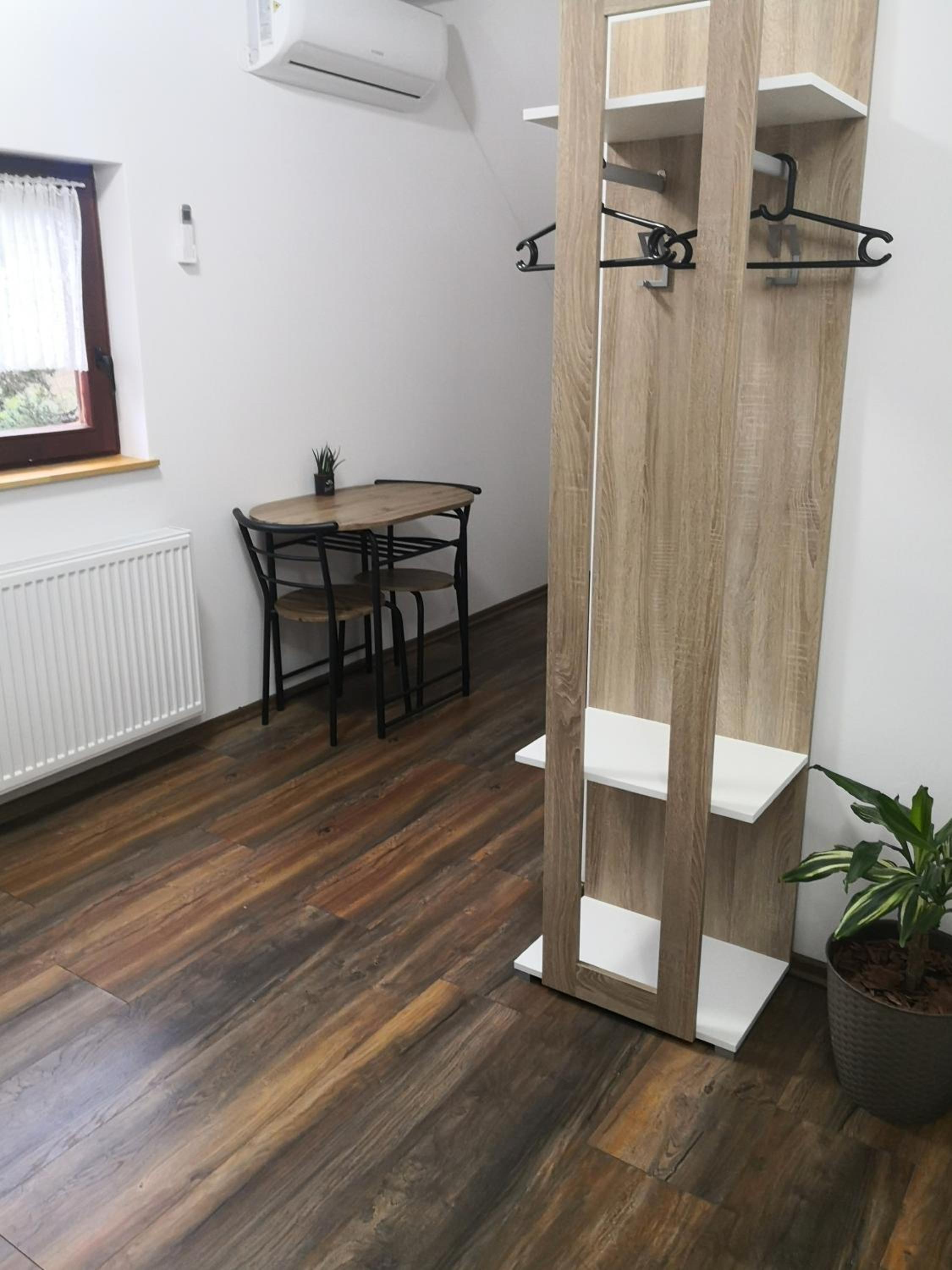 Double Room - Photo 5