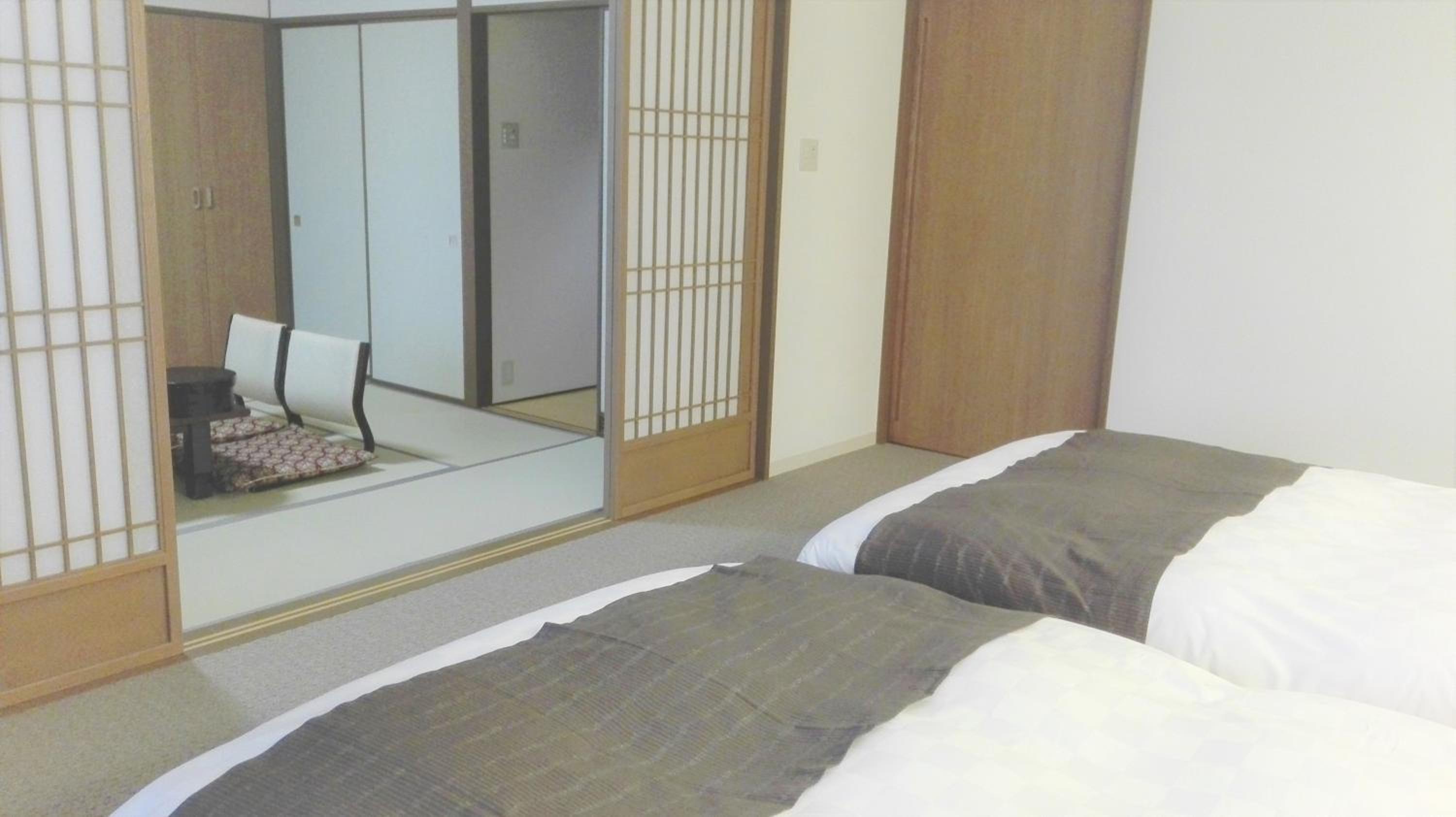 Room with Tatami Area - Smoking photo 3