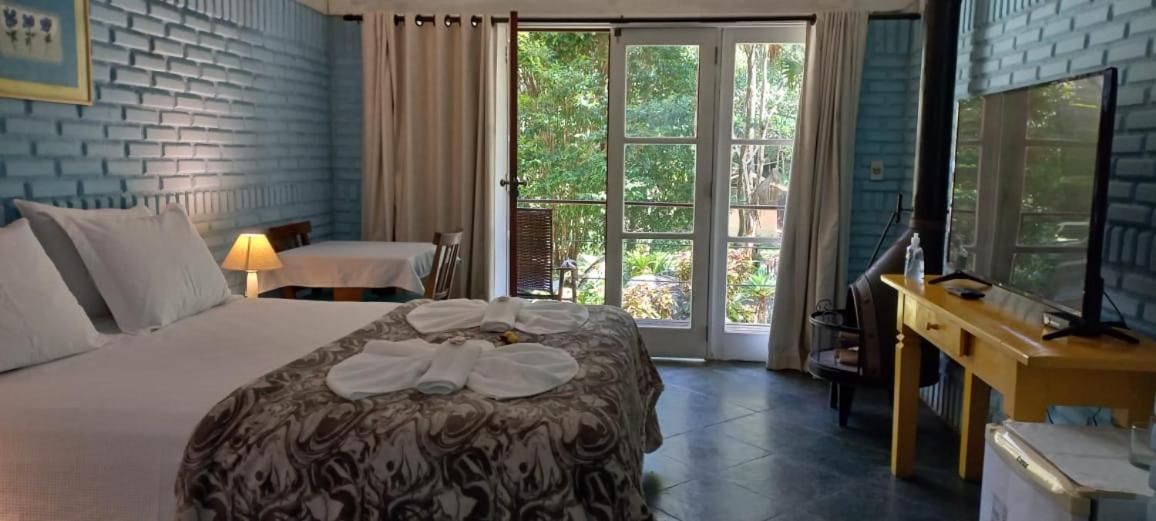 Deluxe Family Room - Photo 3