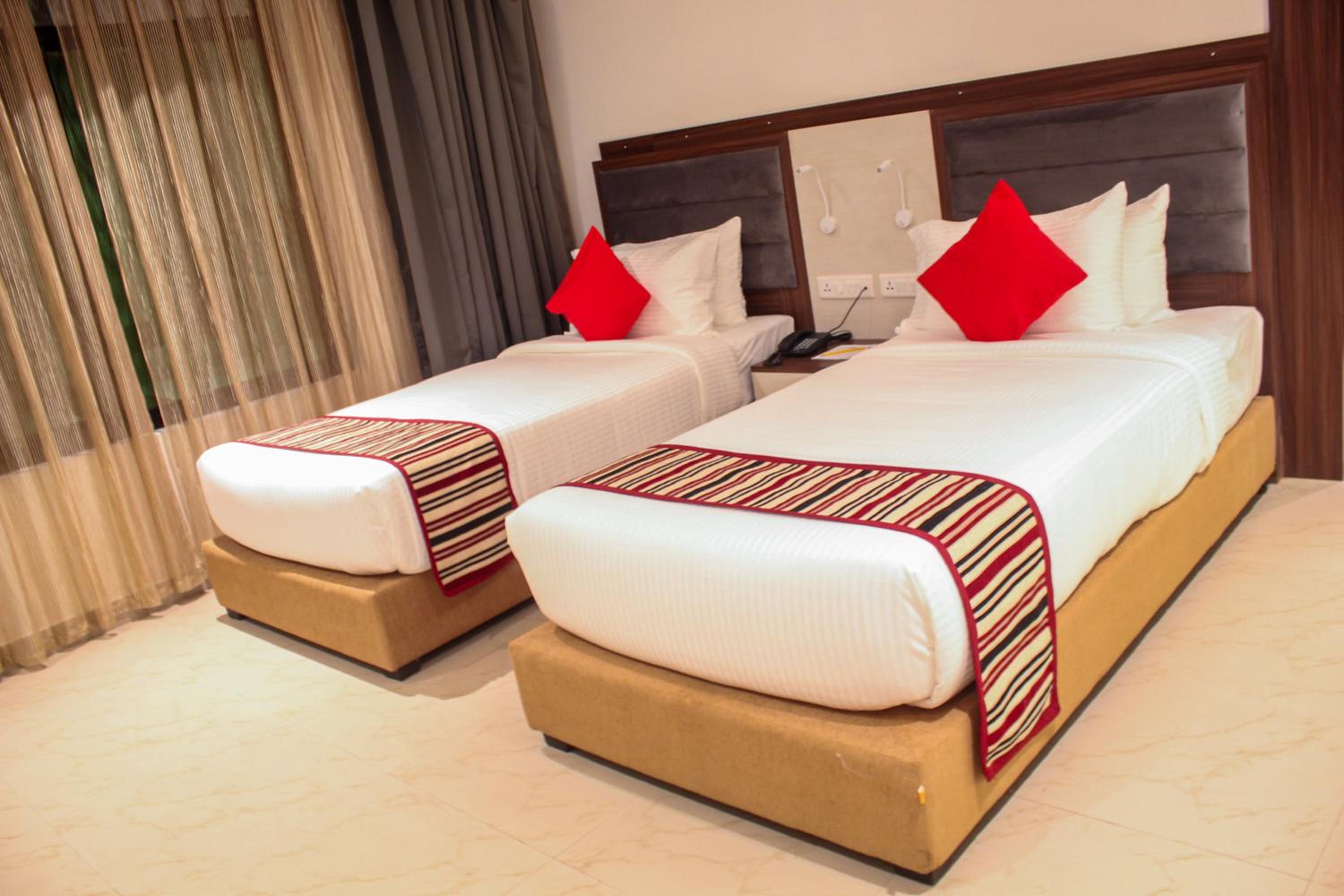 Standard Twin Room photo 2