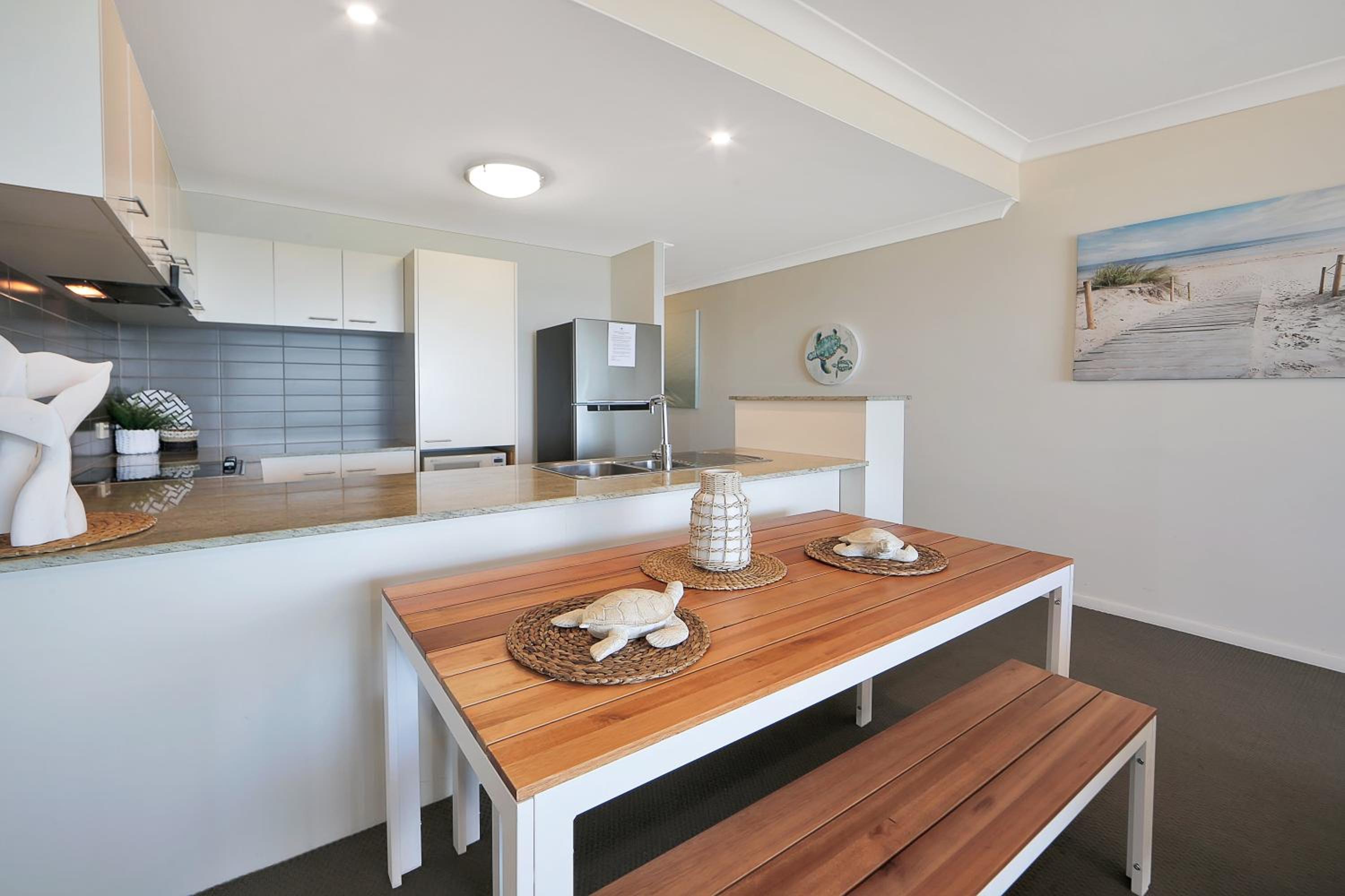 Executive Two-Bedroom Apartment - Photo 3