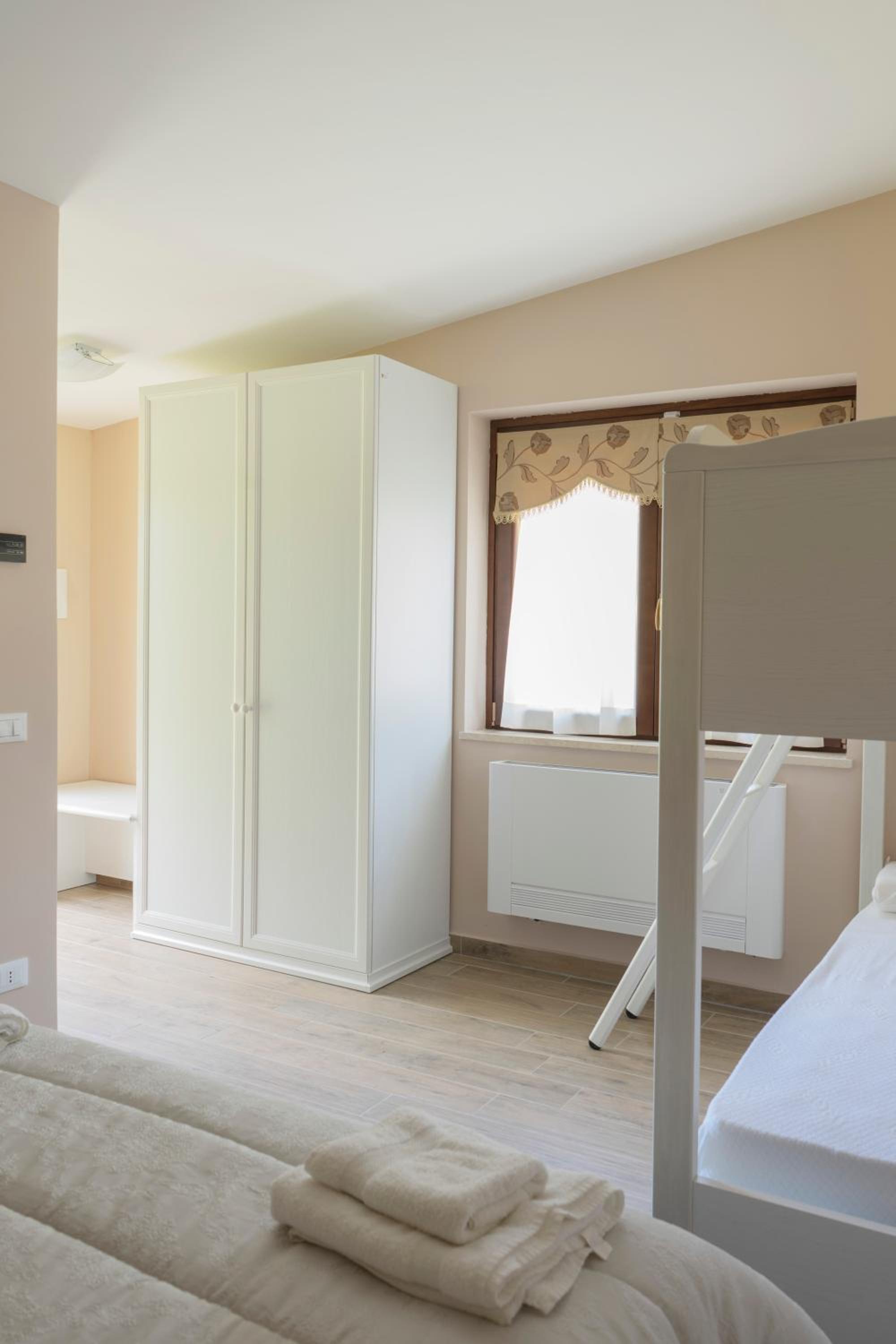 Quadruple Room - Disability Access - Photo 2