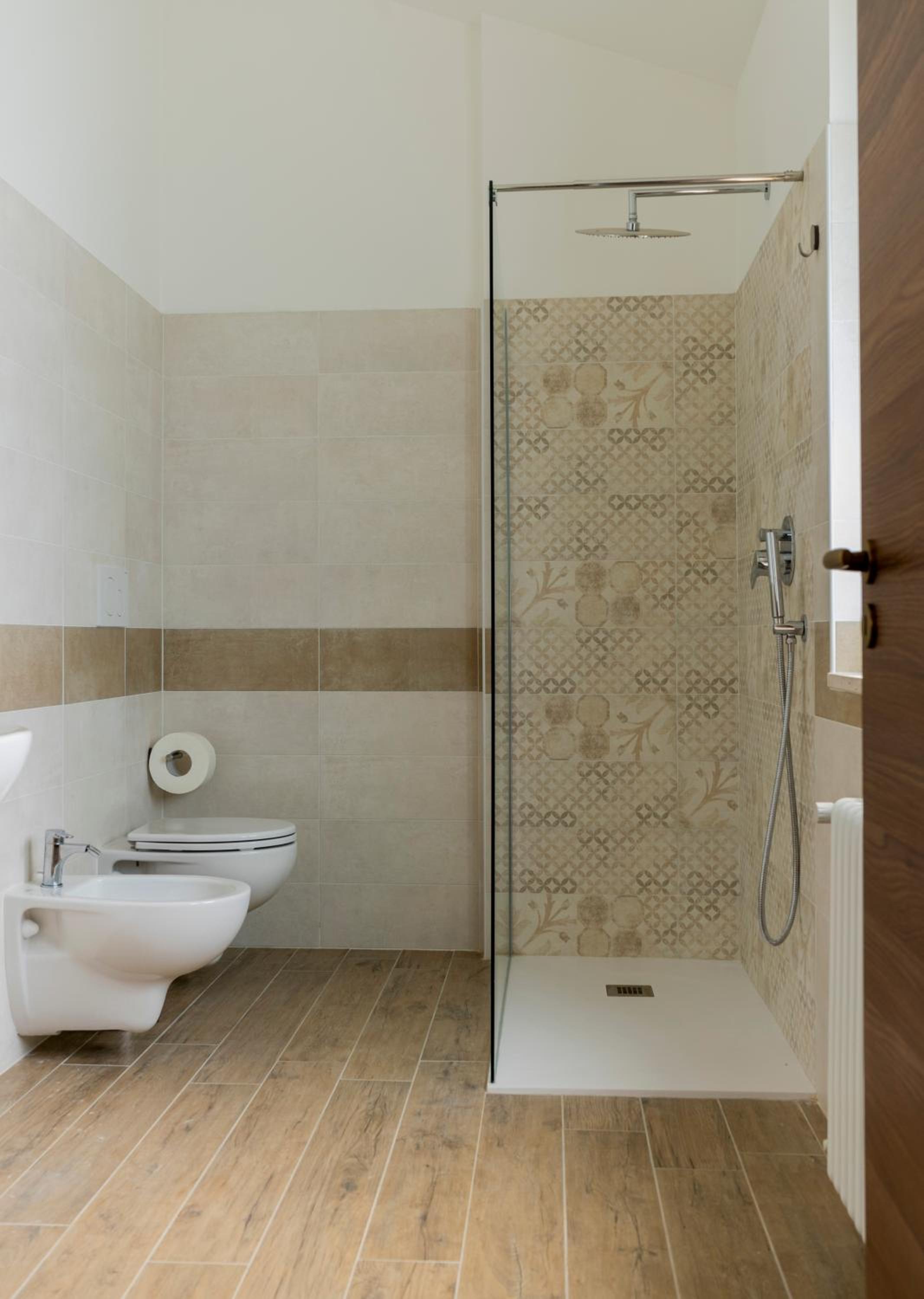 Quadruple Room - Disability Access - Photo 7