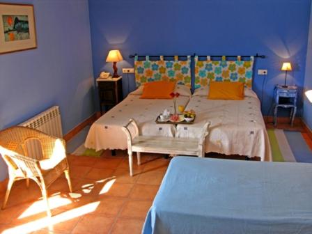 Double or Twin Room with Extra Bed photo 2