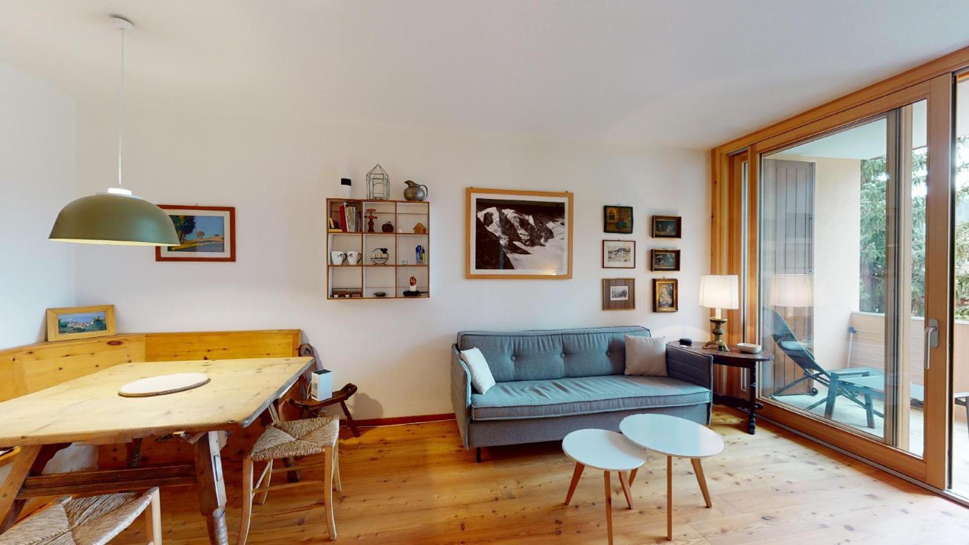 Apartment with Mountain View photo 2