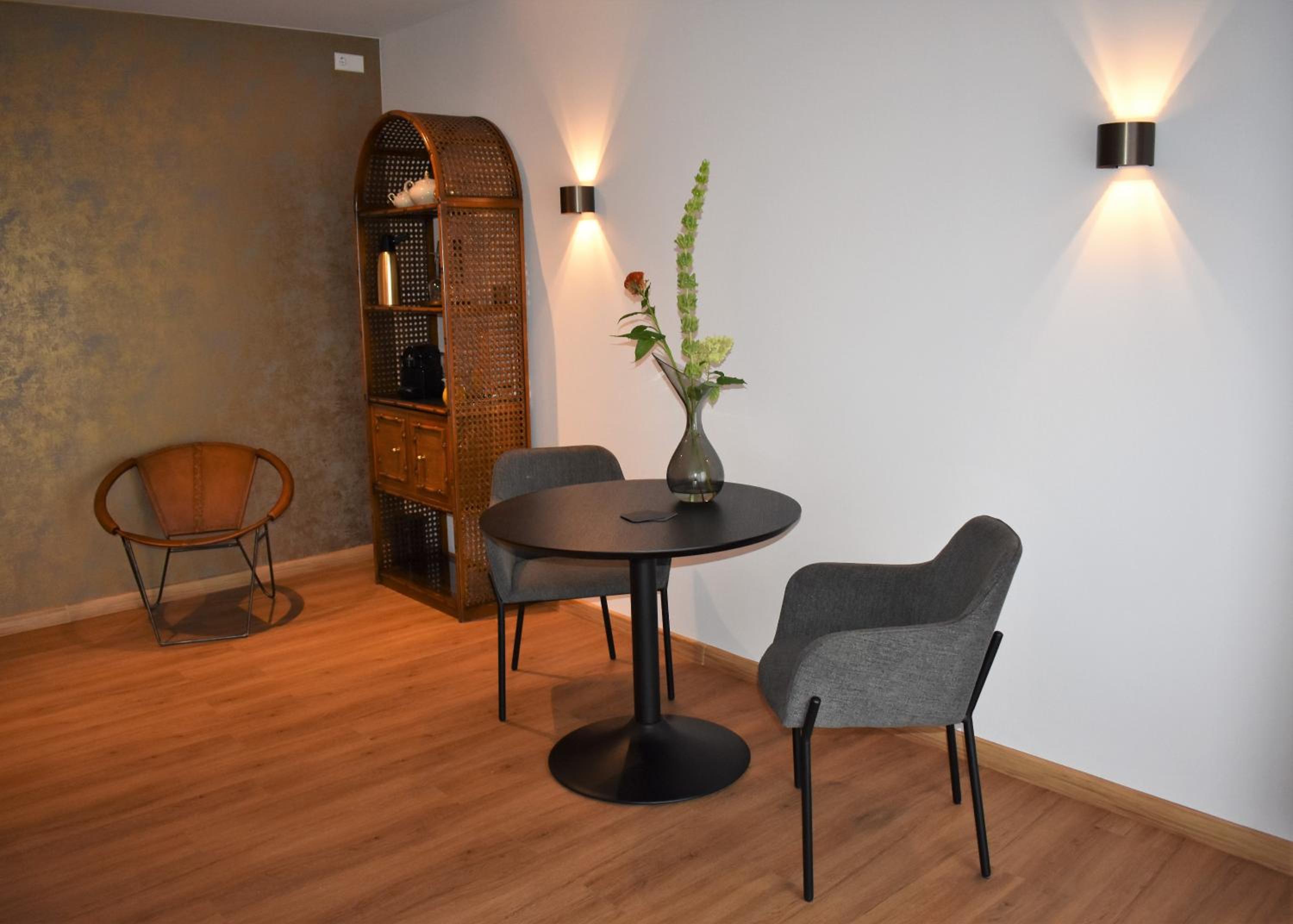 Deluxe Double Room with Shower
