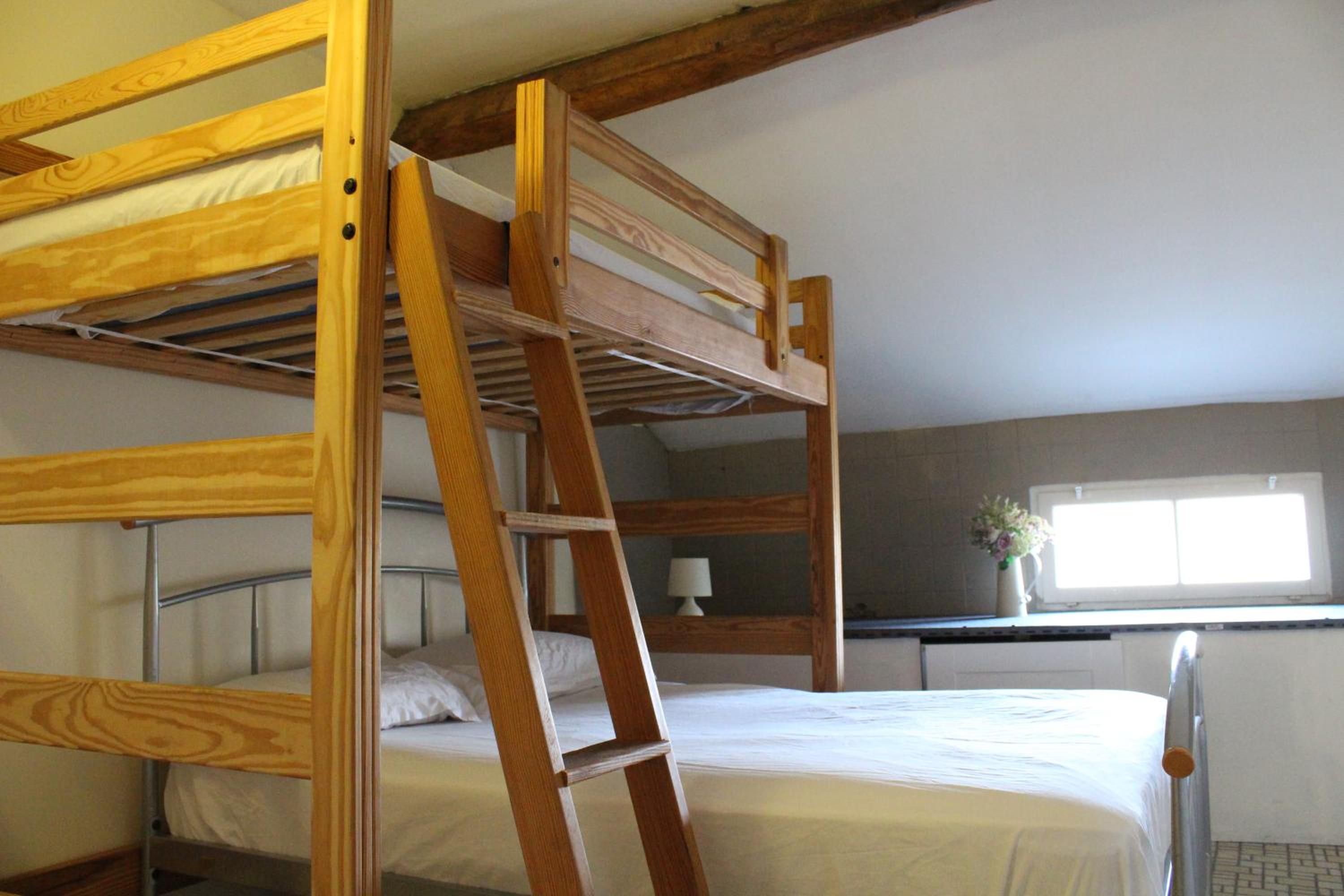 Mixed Dormitory Room photo 2