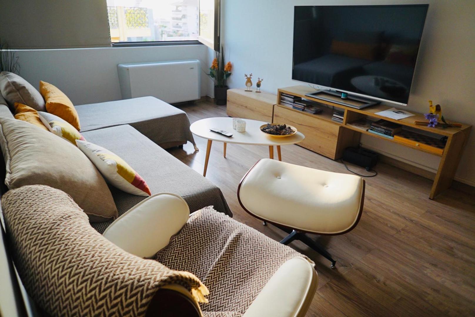 One-Bedroom Apartment - Photo 4