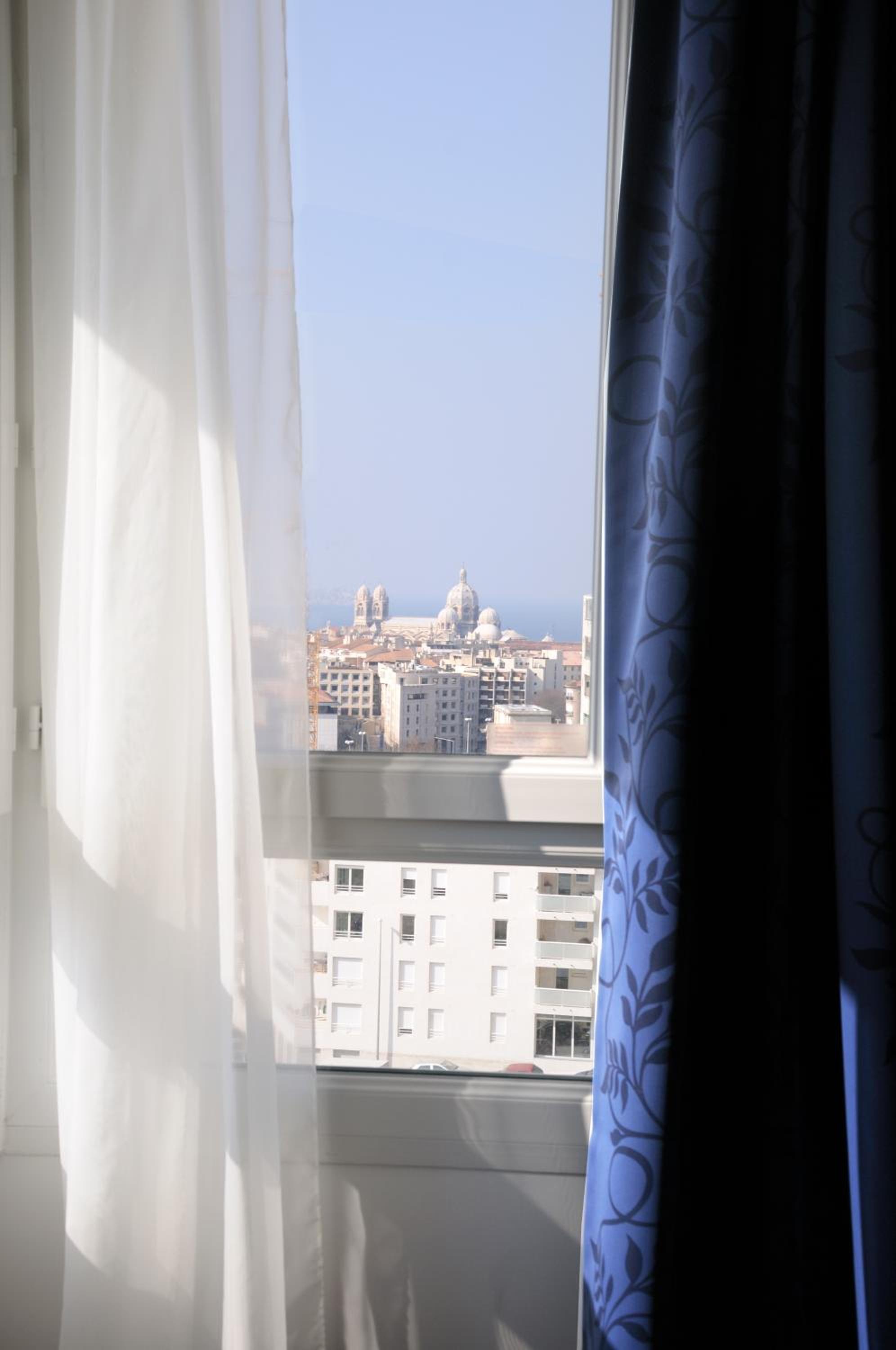 Standard Queen Room With Sea View