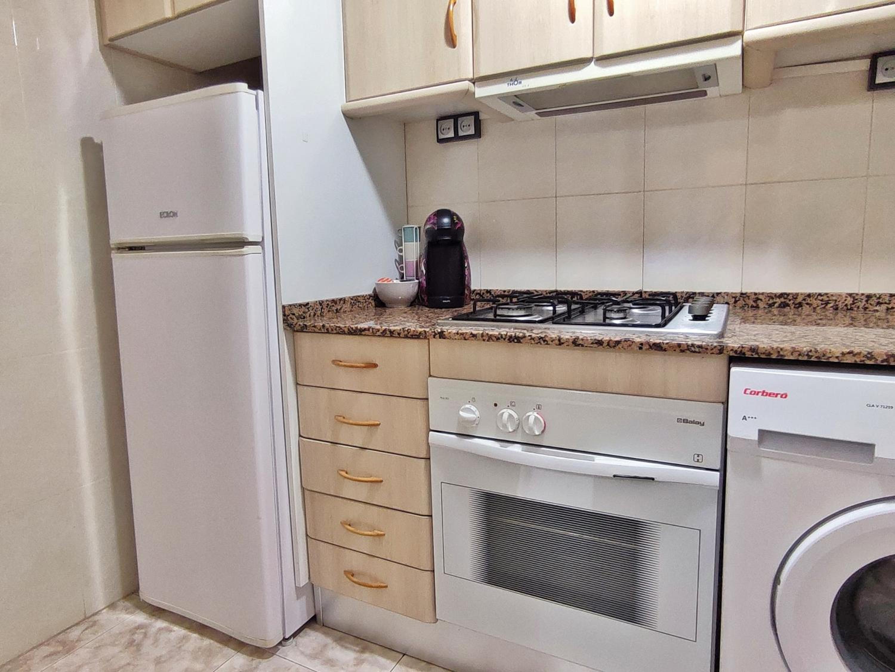 Apartment with Balcony - Photo 24