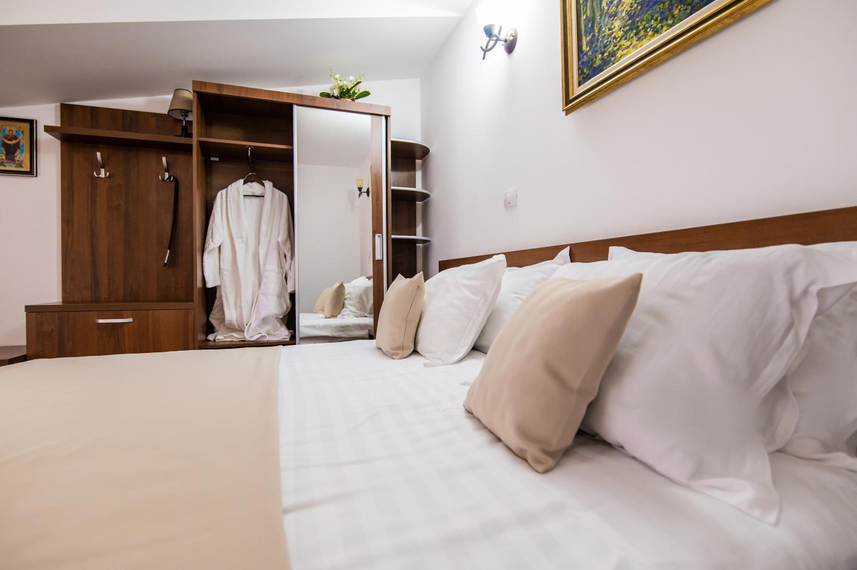 Suite with Terrace - Photo 7