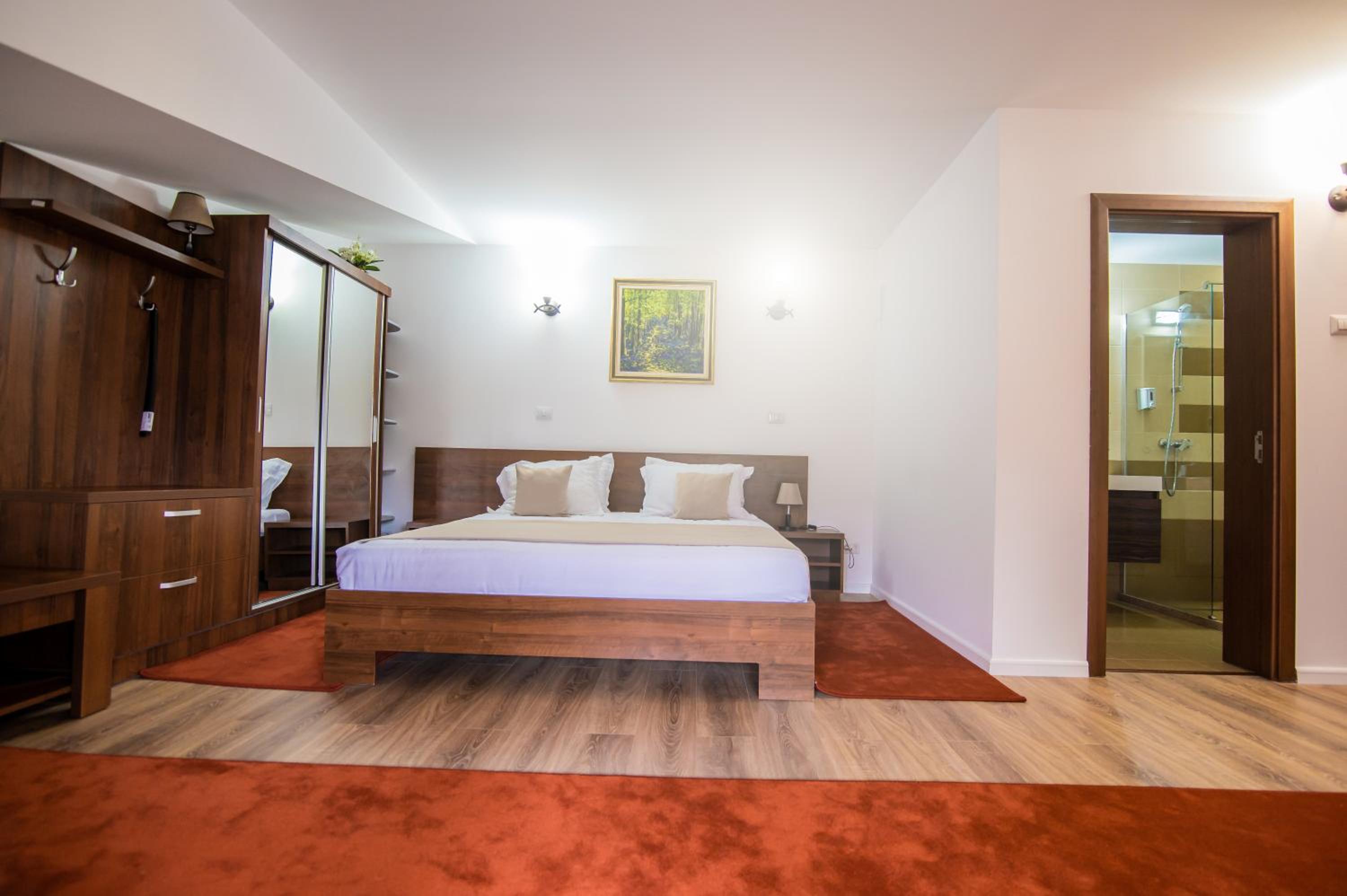 Suite with Terrace - Photo 9