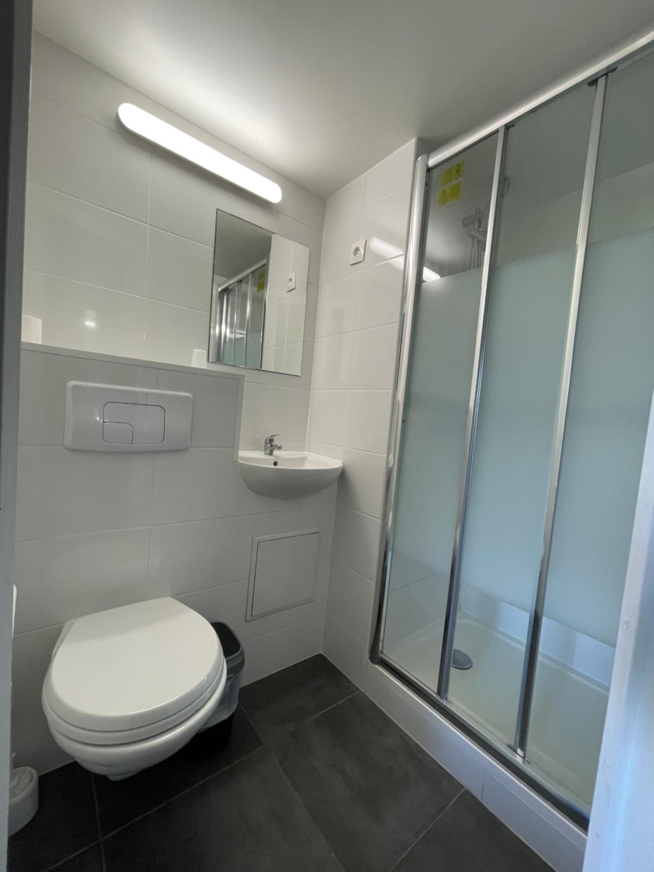 Double Room - Photo 2