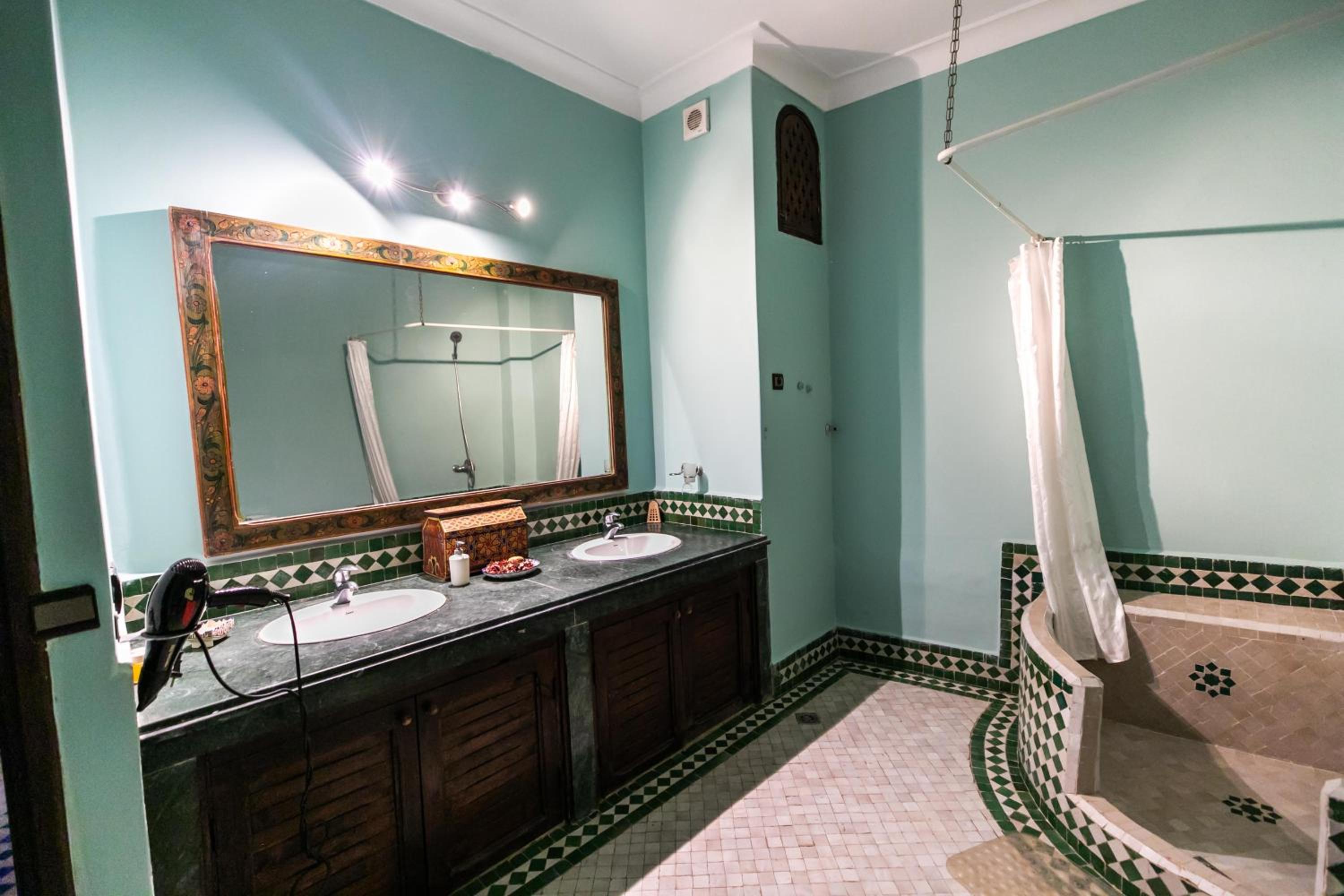 Jasmin Suite - Photo 3