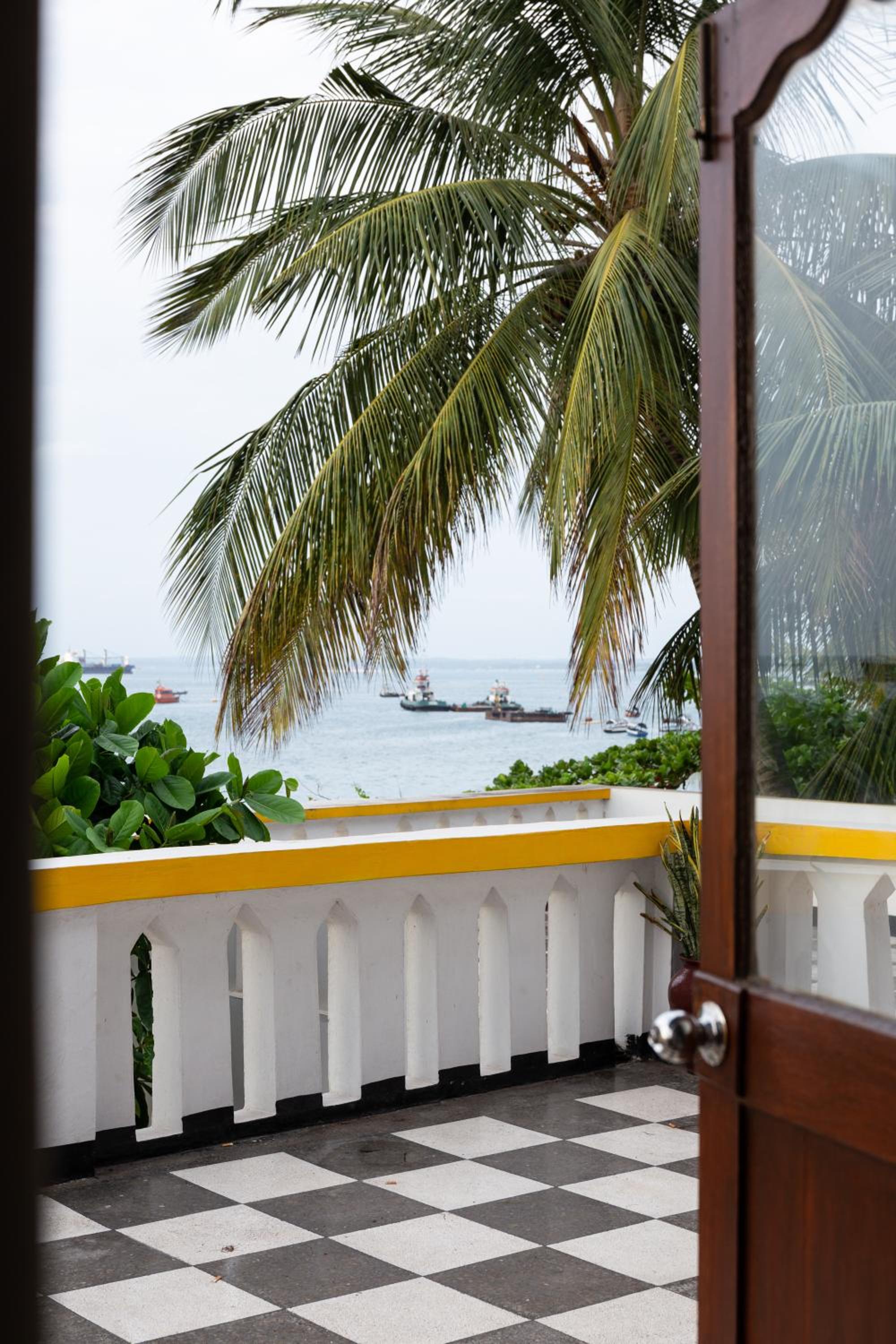 Family Room with Balcony & Sea View