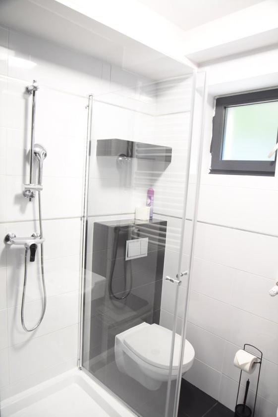 Double Room with Private Bathroom photo 3